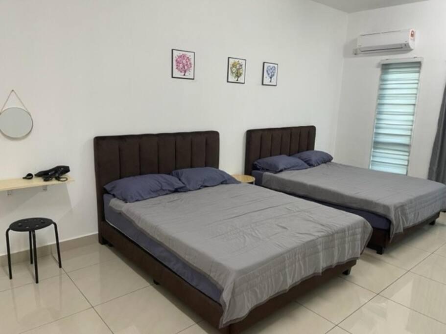 KY Happiness Homestay Tanjong Karang 快乐民宿 photo 3