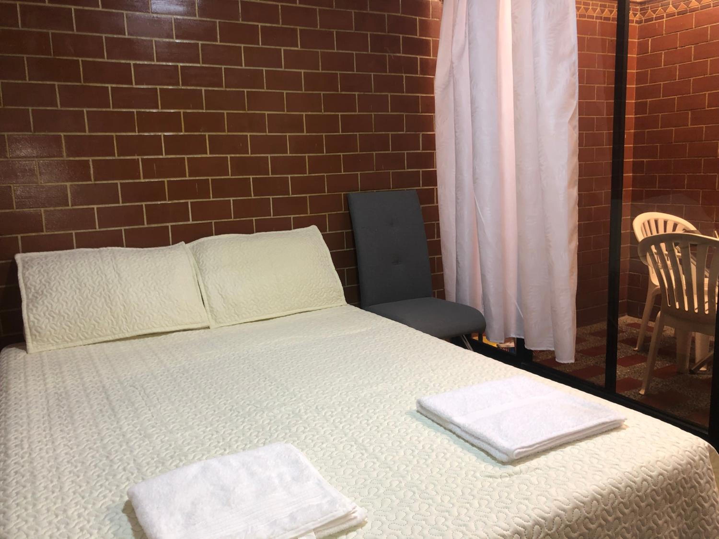 Céntrico apartamento y bien ubicado en laureles 202