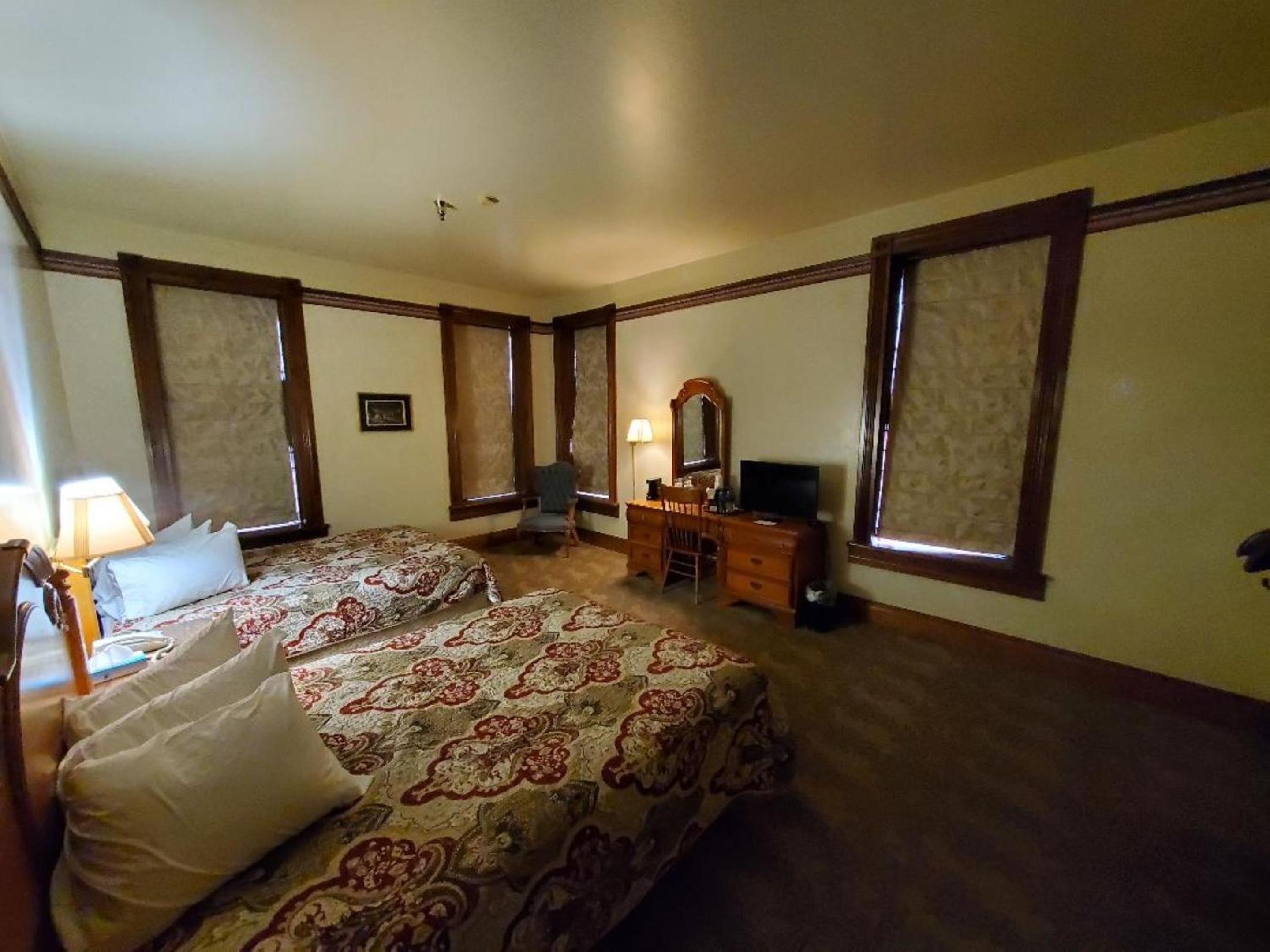 Historic Bullock Hotel