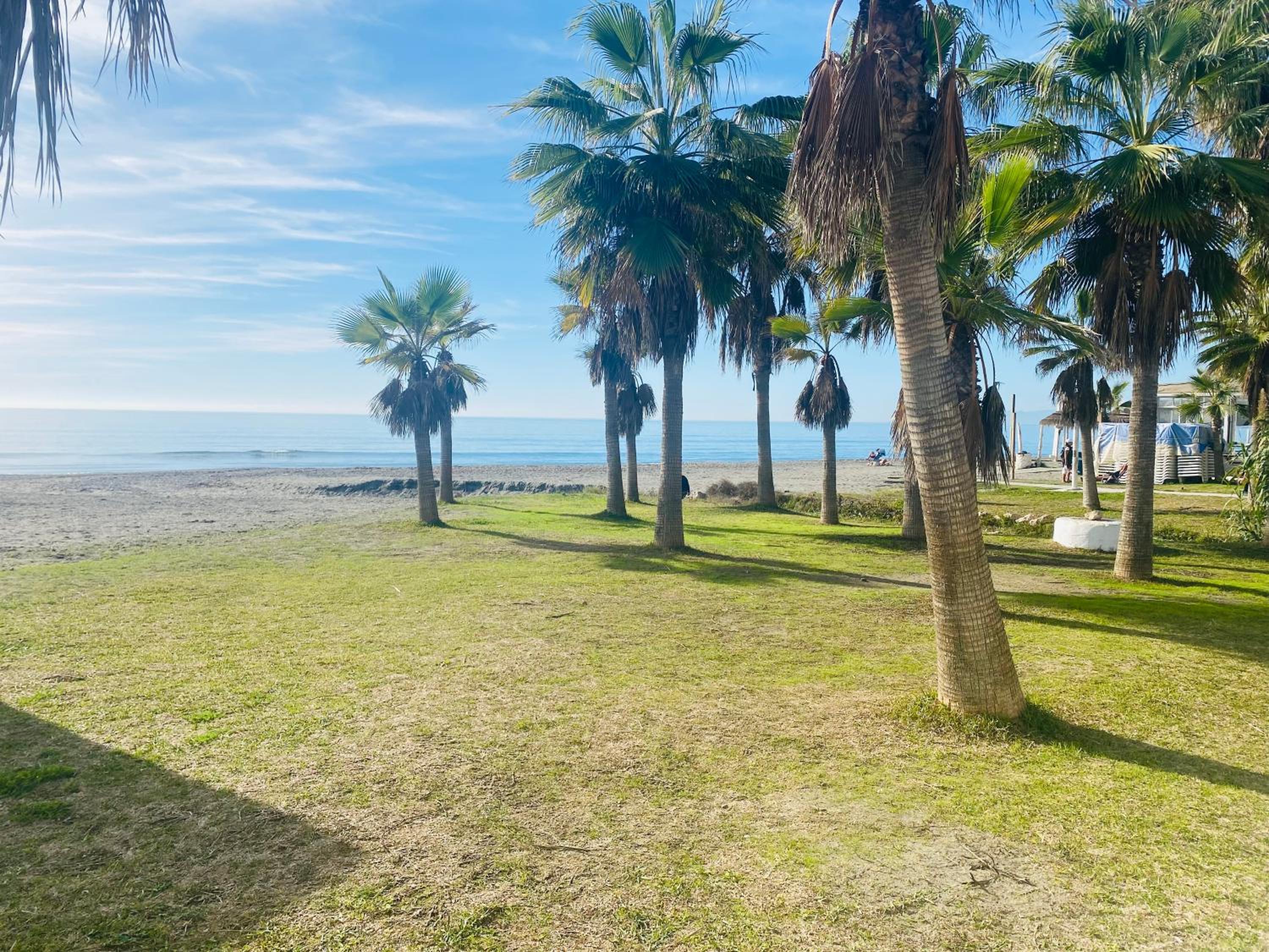 Casa Pandora Apartamento Duplex Atico, primera línea de playa Torrox