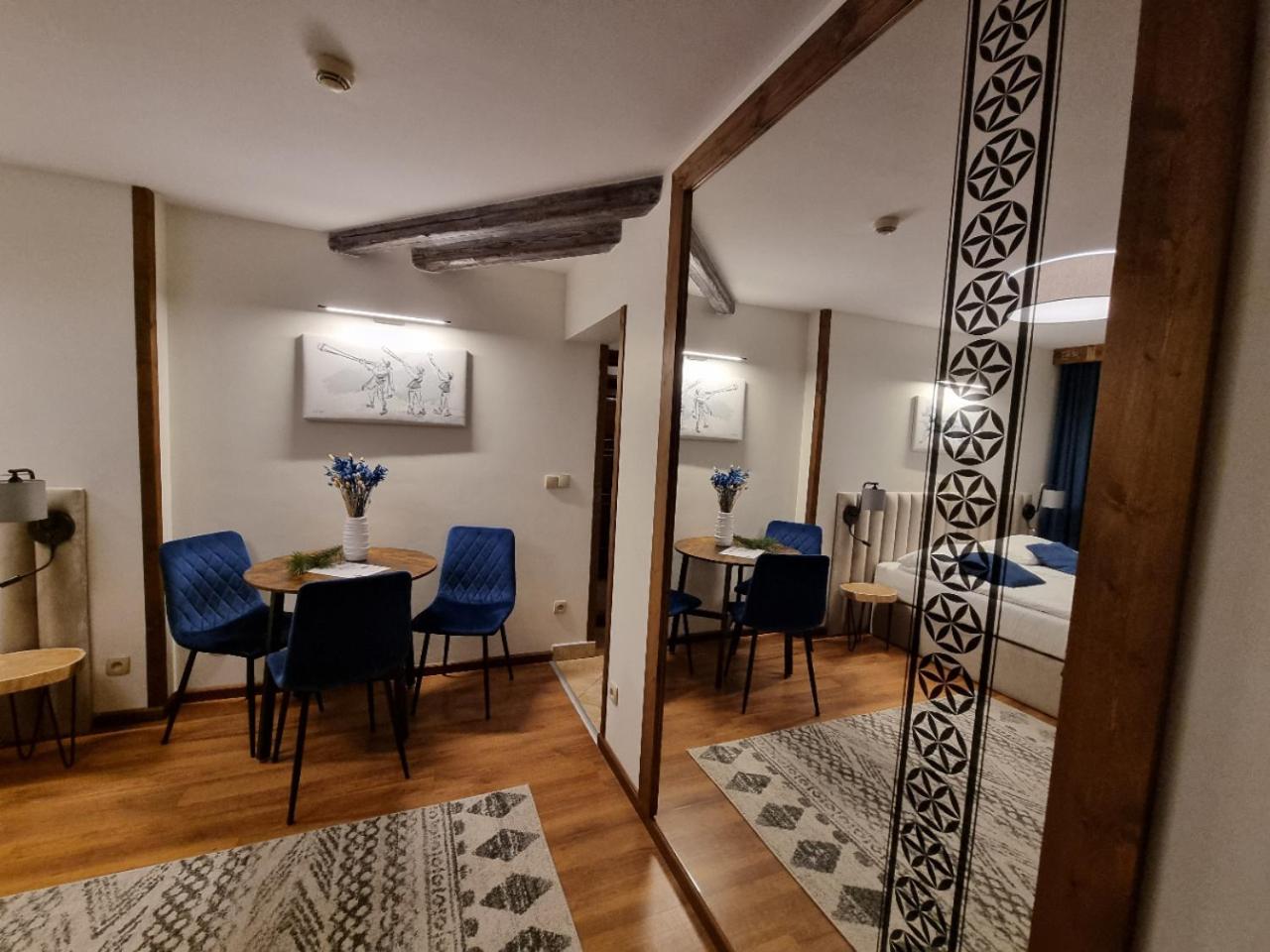 Photo 66