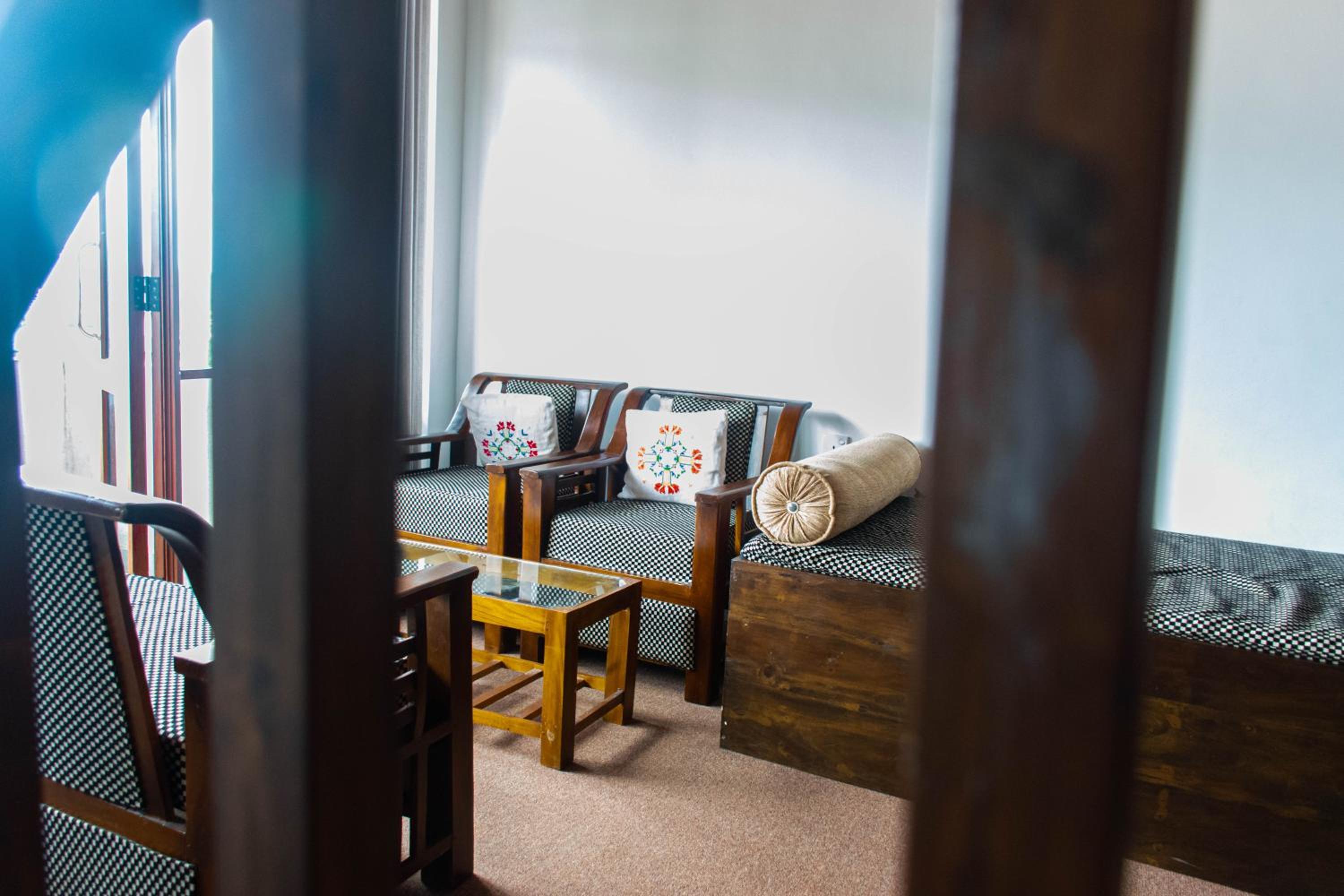 MANUDI Glenfallsedge Rest — photo 17