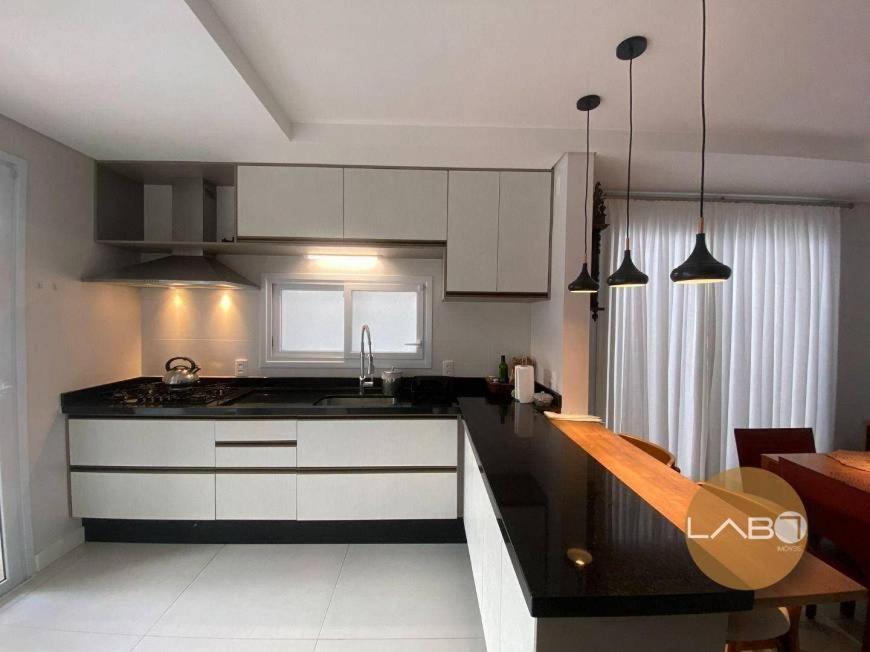 Casa 4 quartos com Piscina e Jacuzzi em Jurerê