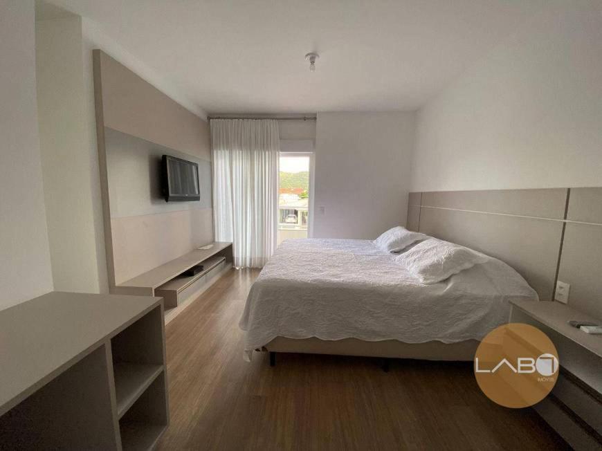 Casa 4 quartos com Piscina e Jacuzzi em Jurerê