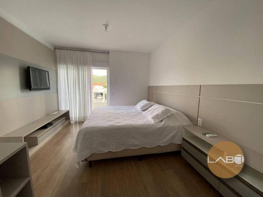 Casa 4 quartos com Piscina e Jacuzzi em Jurerê