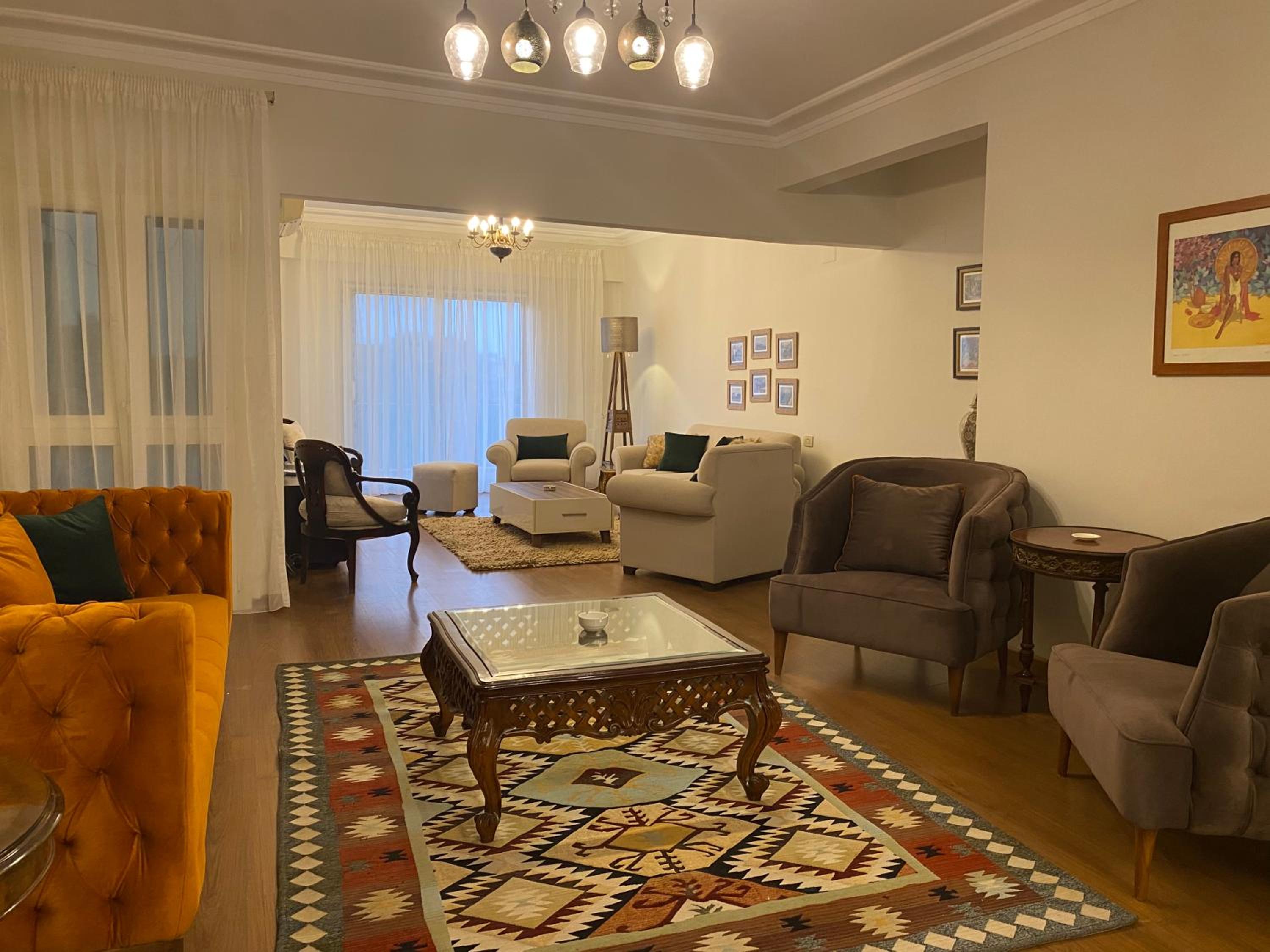Nile View Apartment - Sleeps 4 & Balcony
