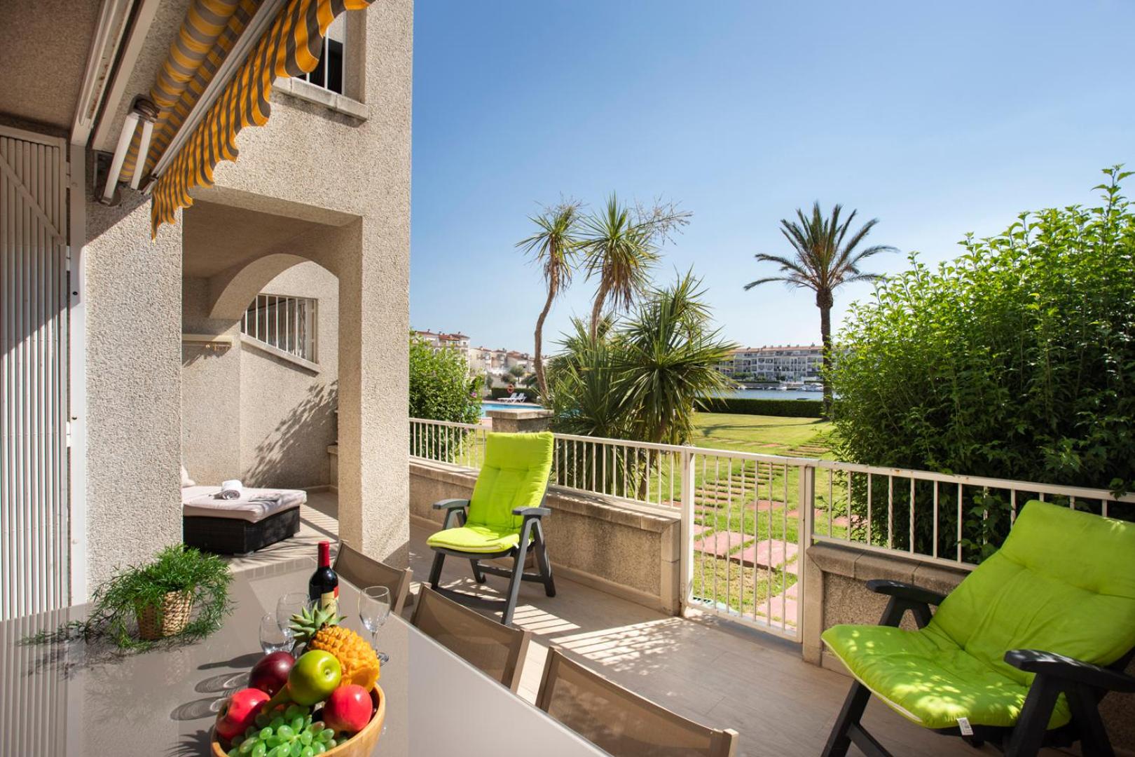 1007 Apartamento planta baja Lago San Maurici by homeselectspain photo 4