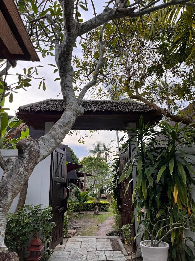Green Papaya Beach Resort, Koh Phangan