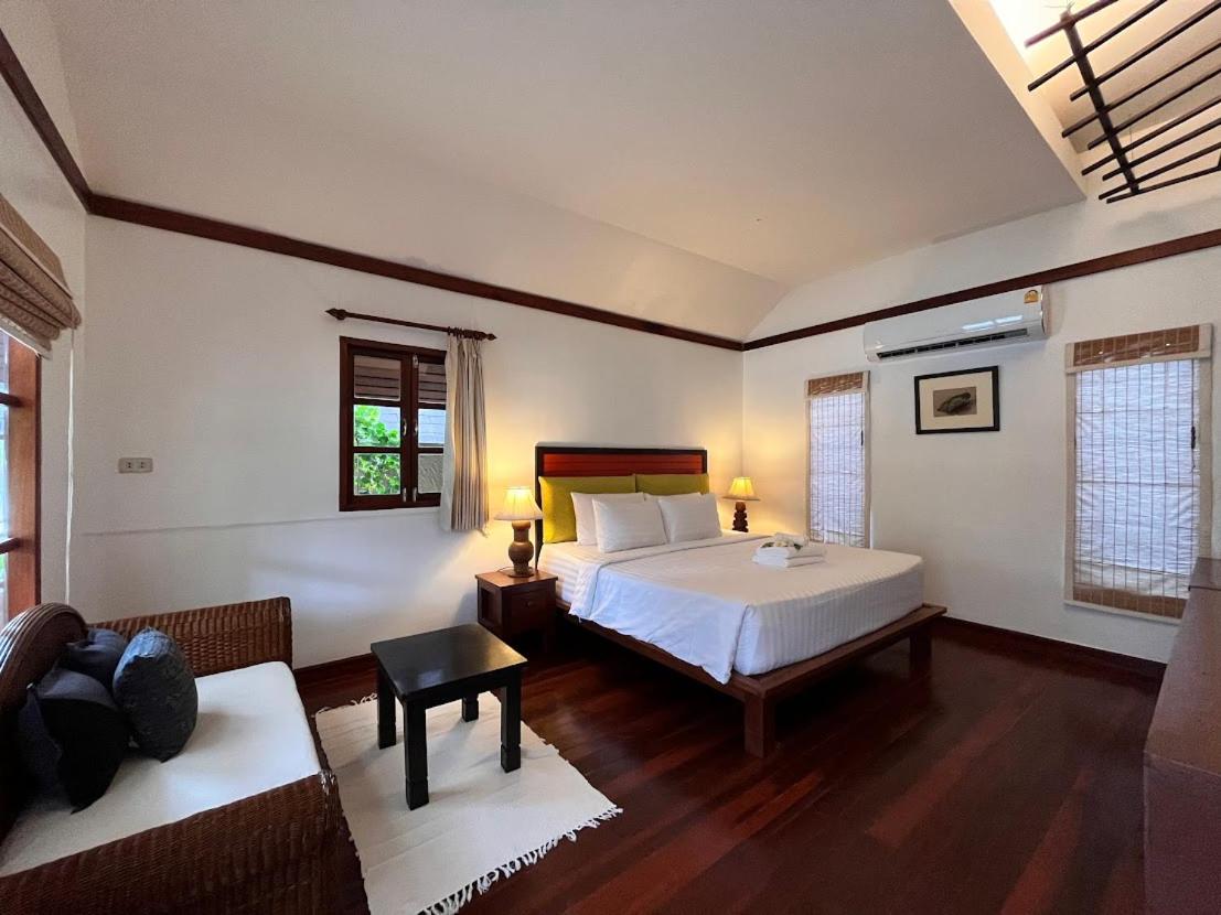 Green Papaya Beach Resort, Koh Phangan