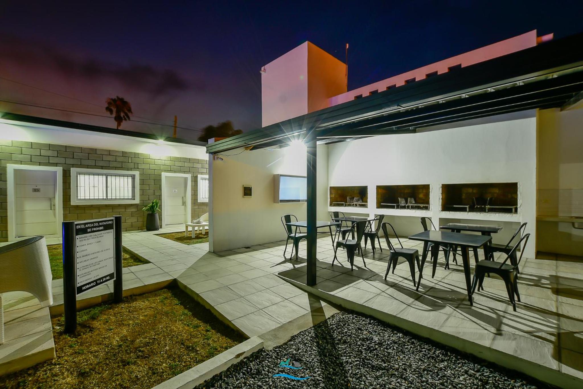 Apart Hotel Ribera del Baradero - Pileta Climatizada