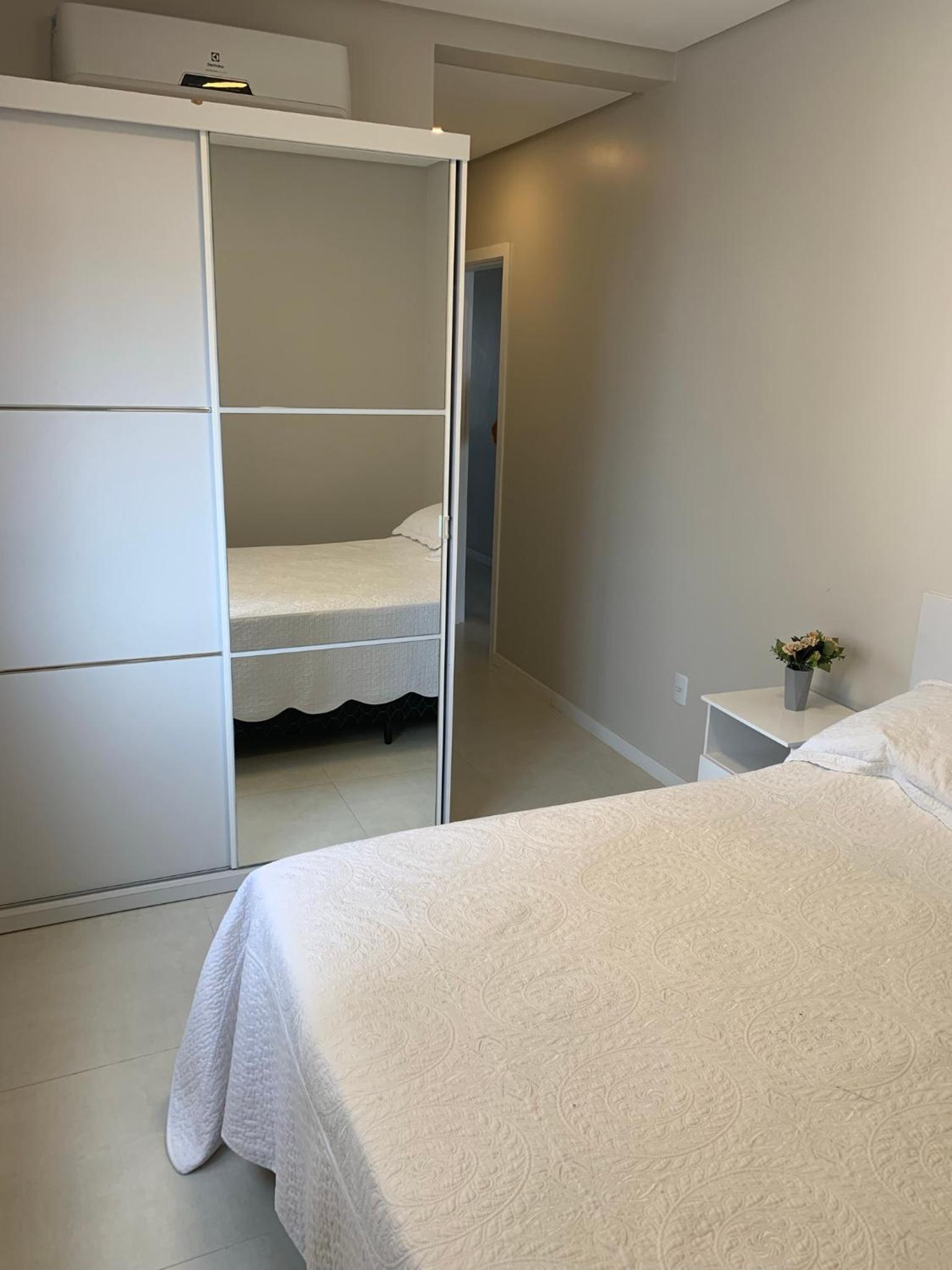 Excelente apartamento à 200 metros da praia de Palmas