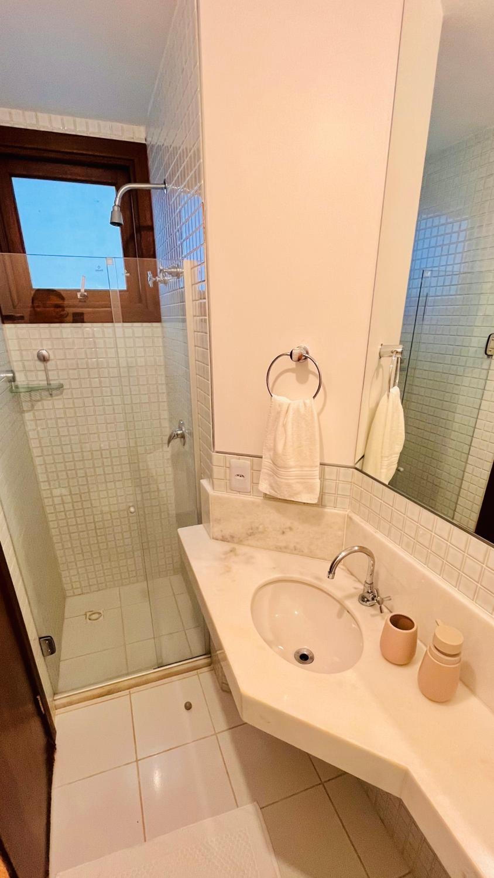 Casa Peixinho - Reserva Imbassaí 3 suítes