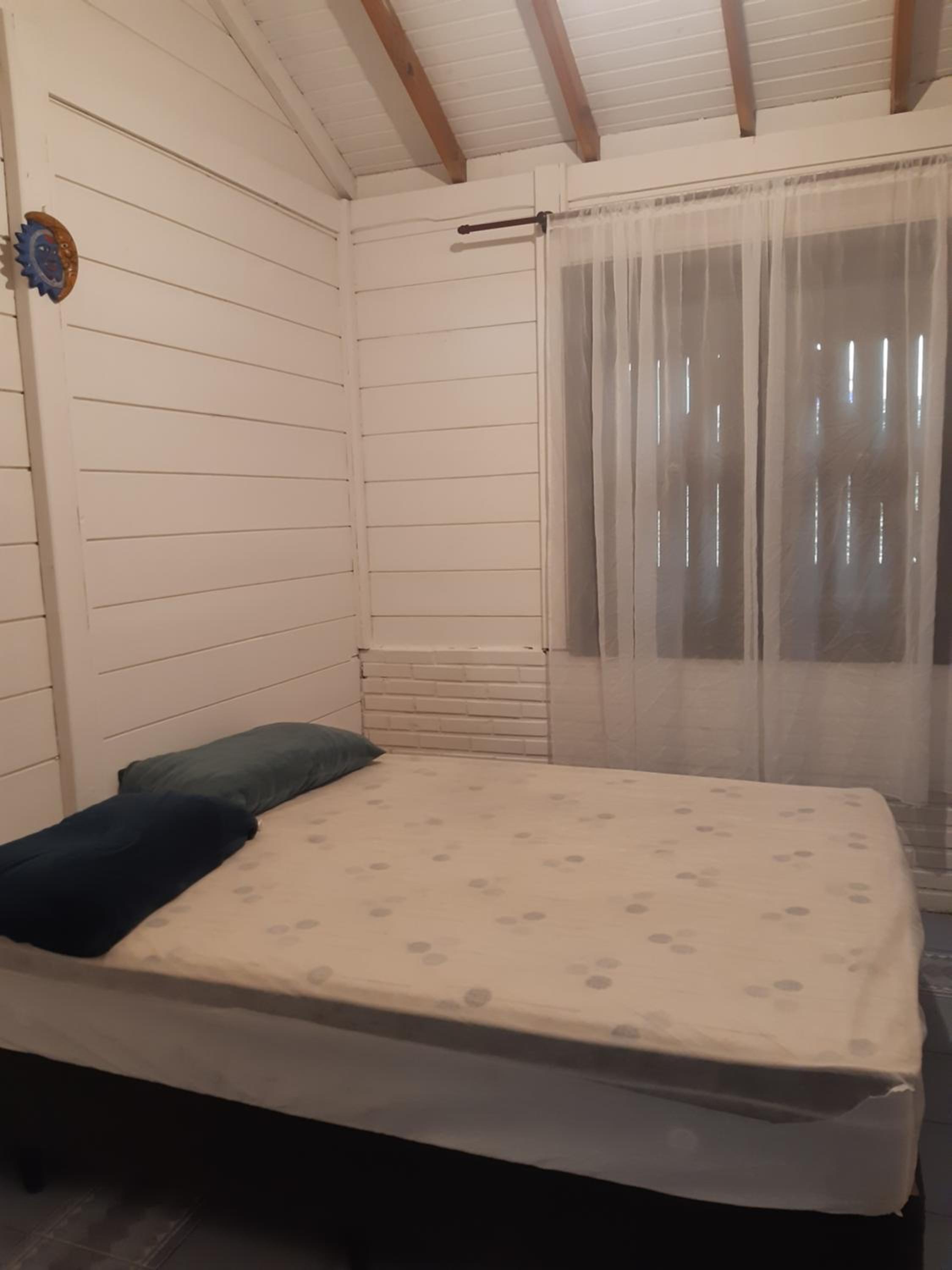 Casa Rústica praia da Ferrugem próximo praia com piscina compartilhada