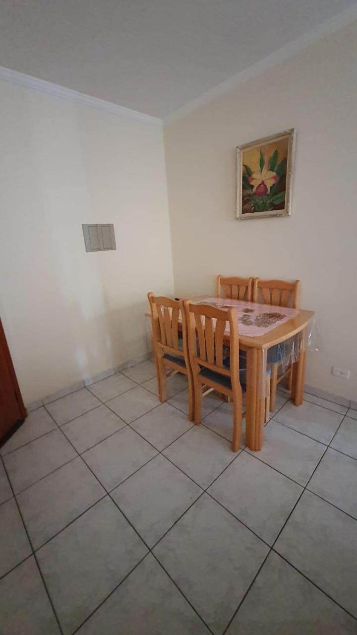 074 Cantinho da Praia - 1 quarto c/ varanda - 200 m da praia - WI FI e com área de lazer - PISCINA e Salão de Jogos e ESTACIONAMENTO GRATUITO