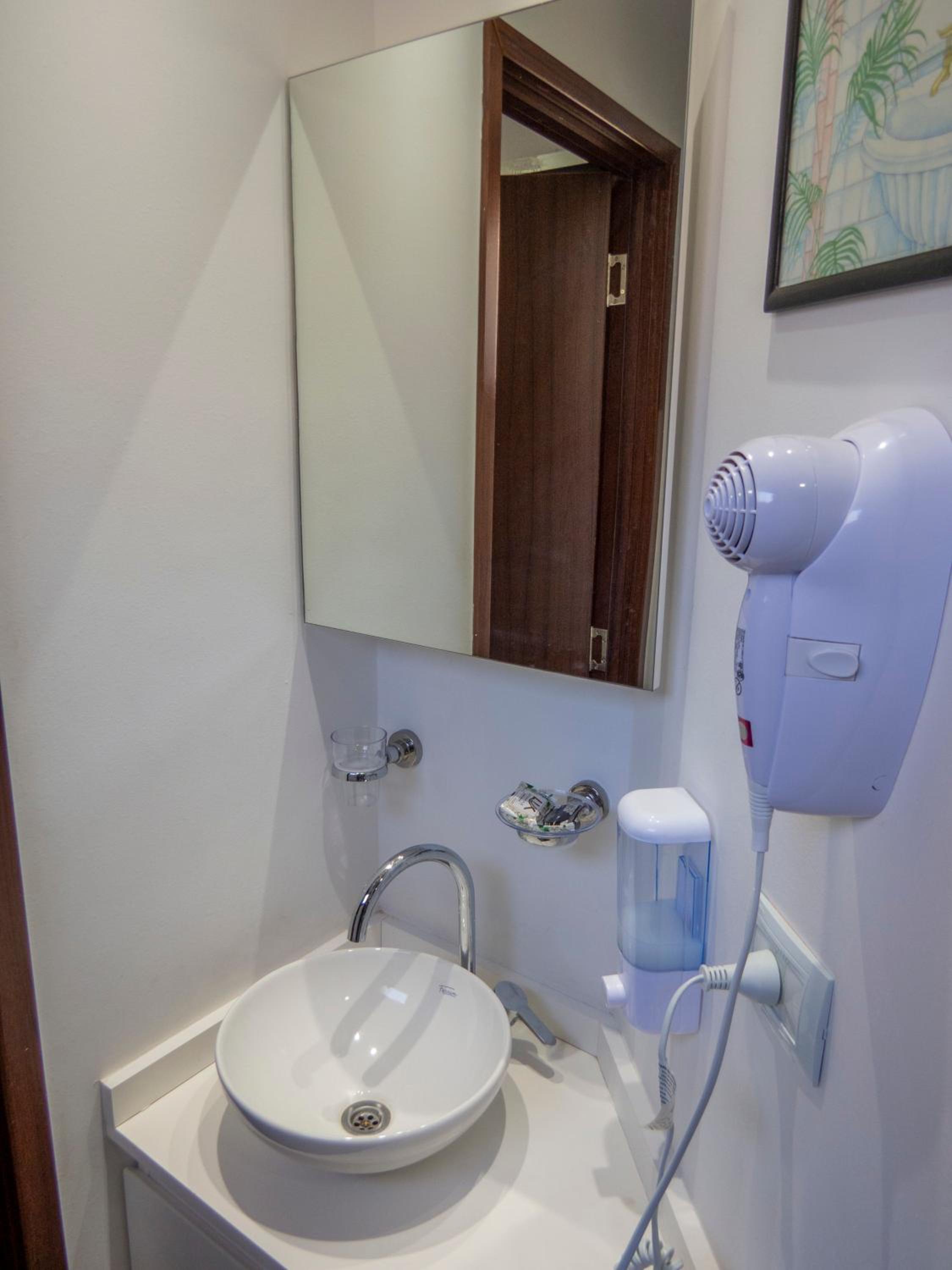 riviere, 1 dormitorio