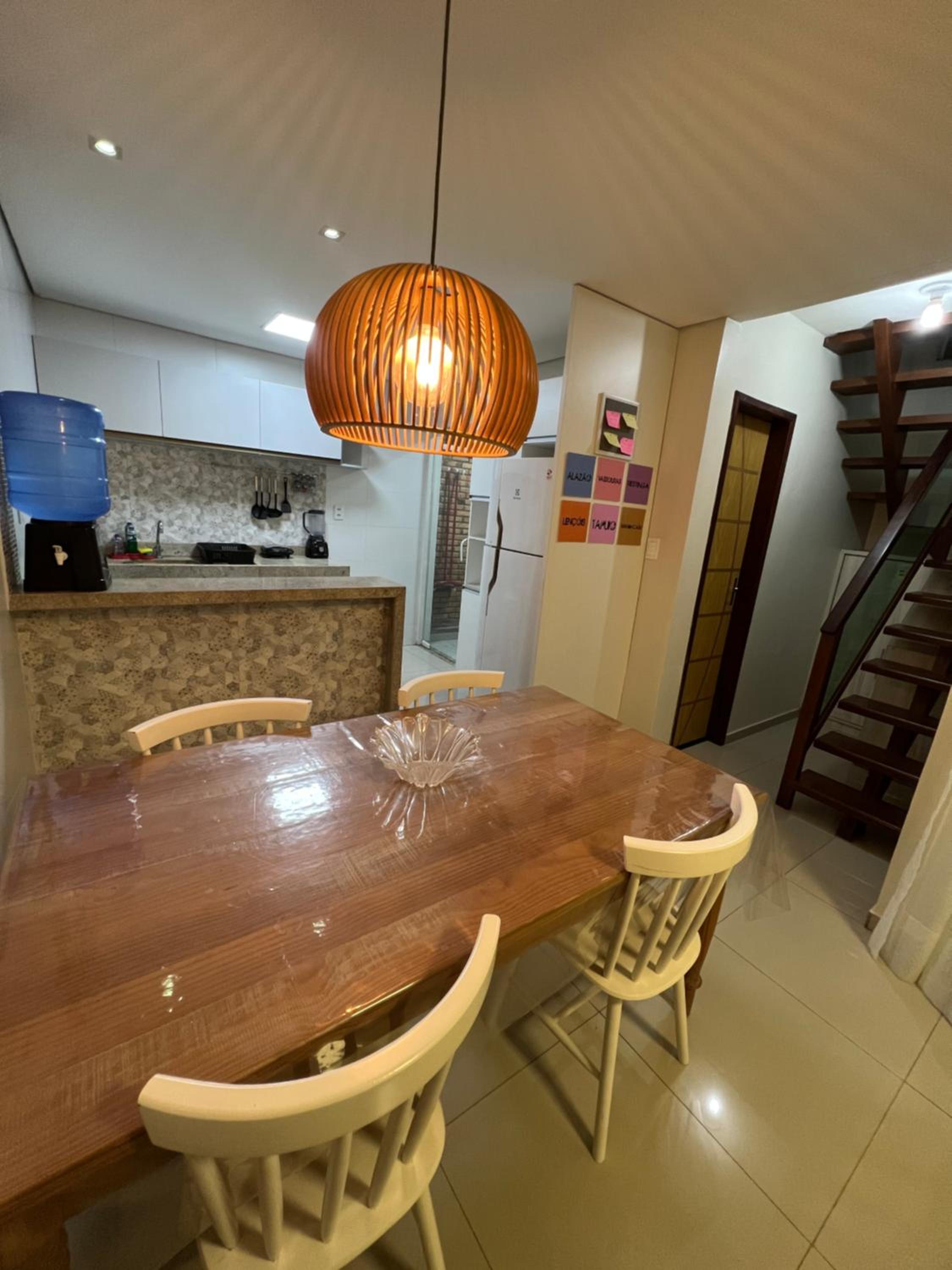 Casa em Condomínio agradável com fundo pro rio