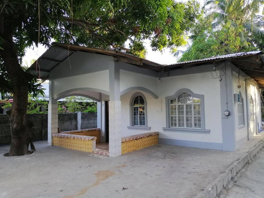 CV Transient House