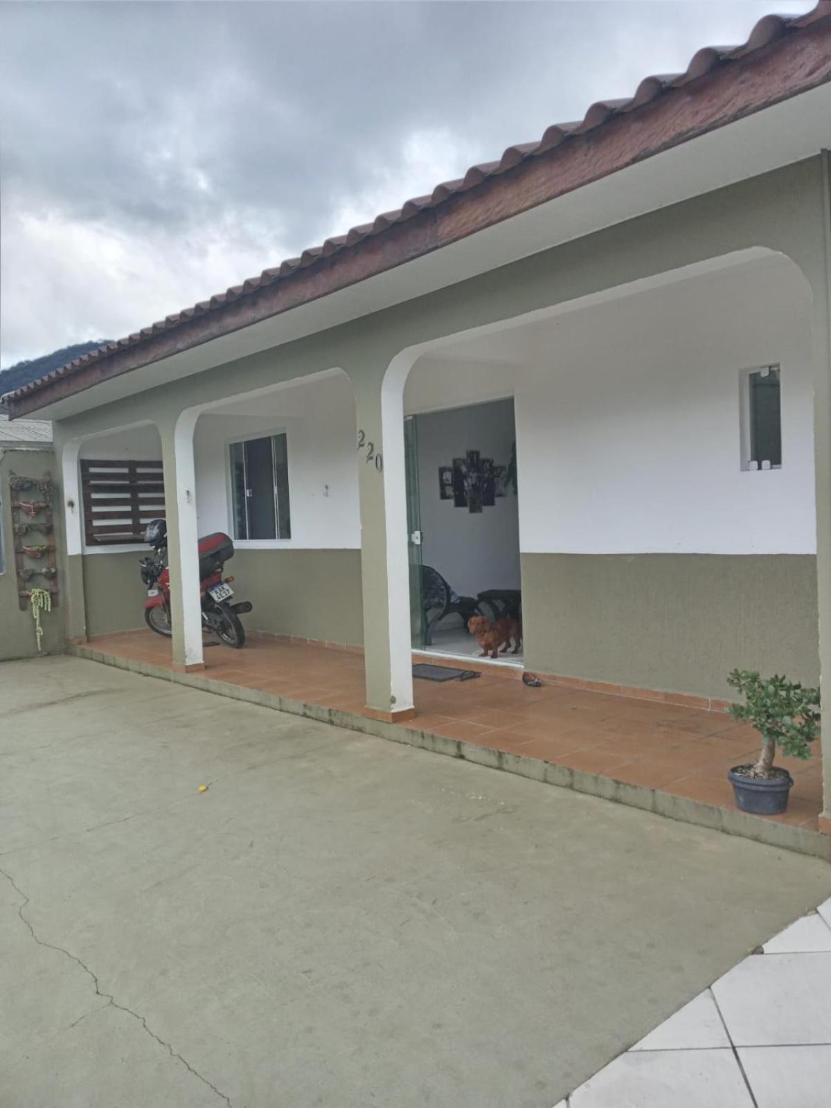 casa praia matinhos
