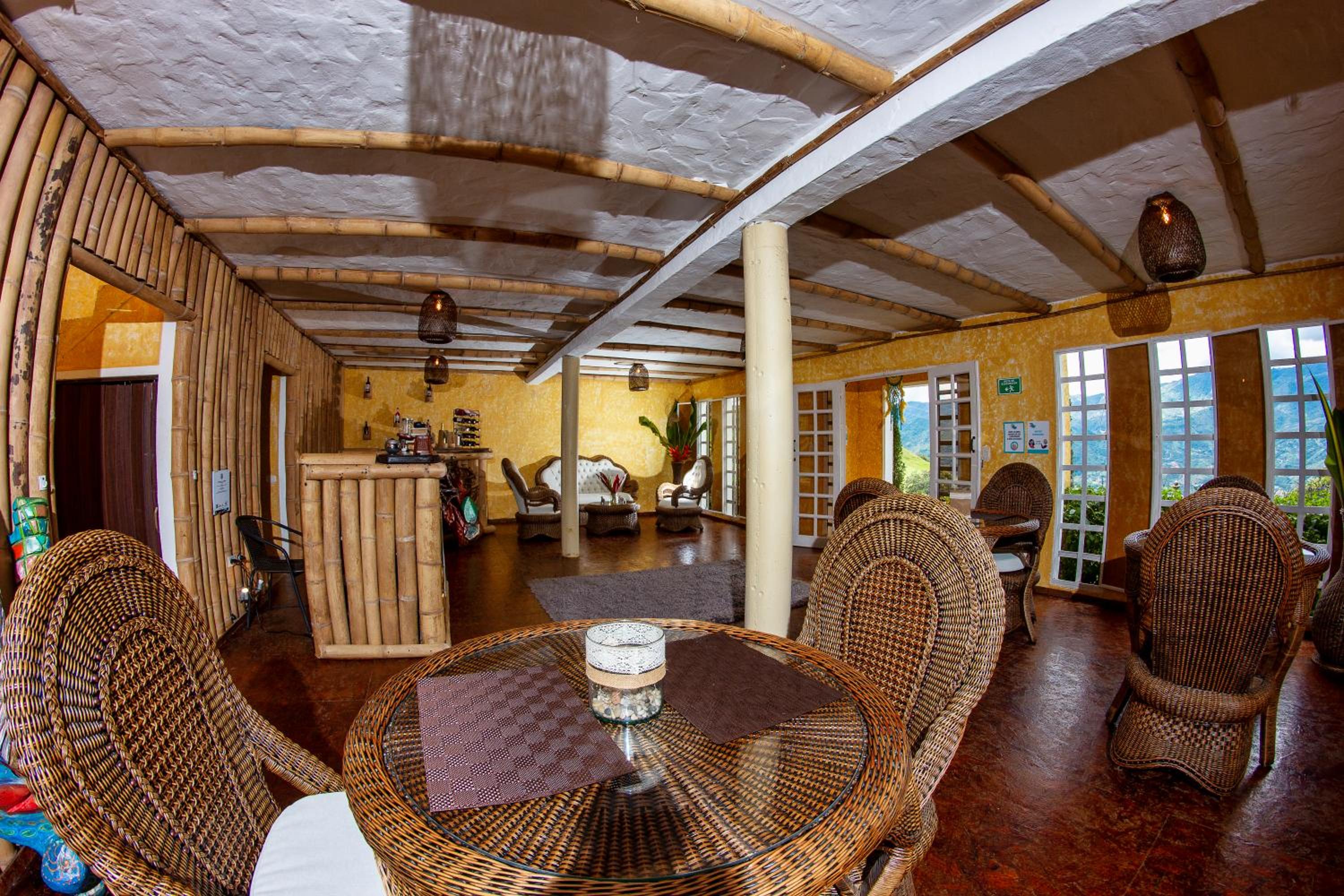 ANCESTRAL GLAMPING