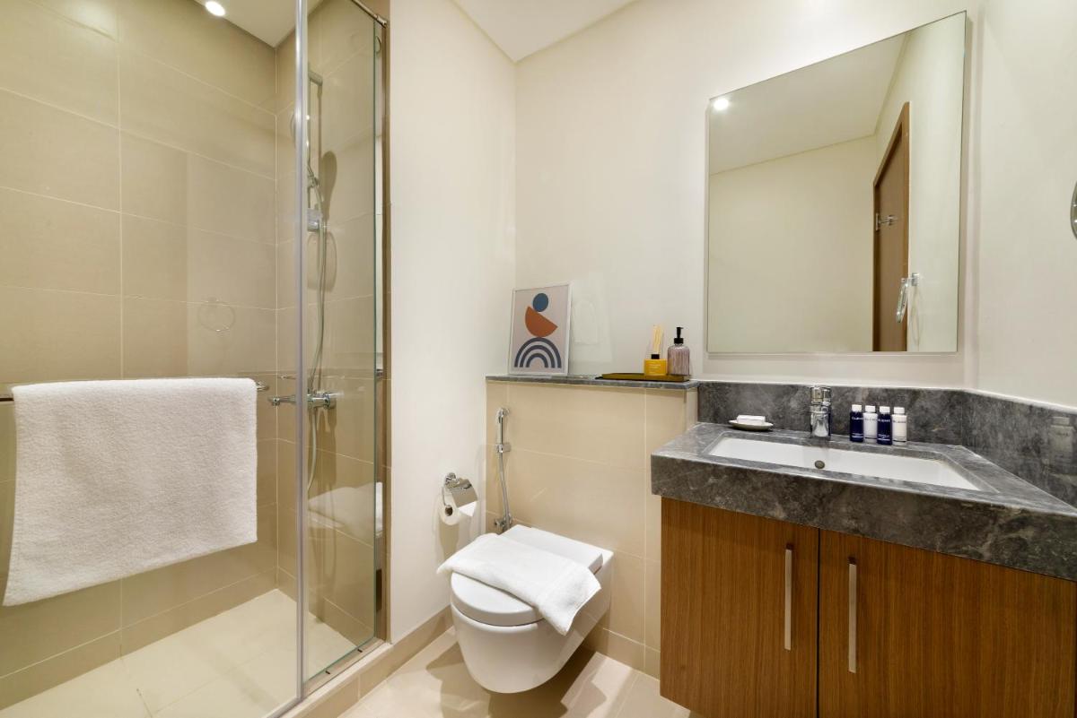 Maison Privee - 2BR with Exclusive Sea Views in 5242 Marina