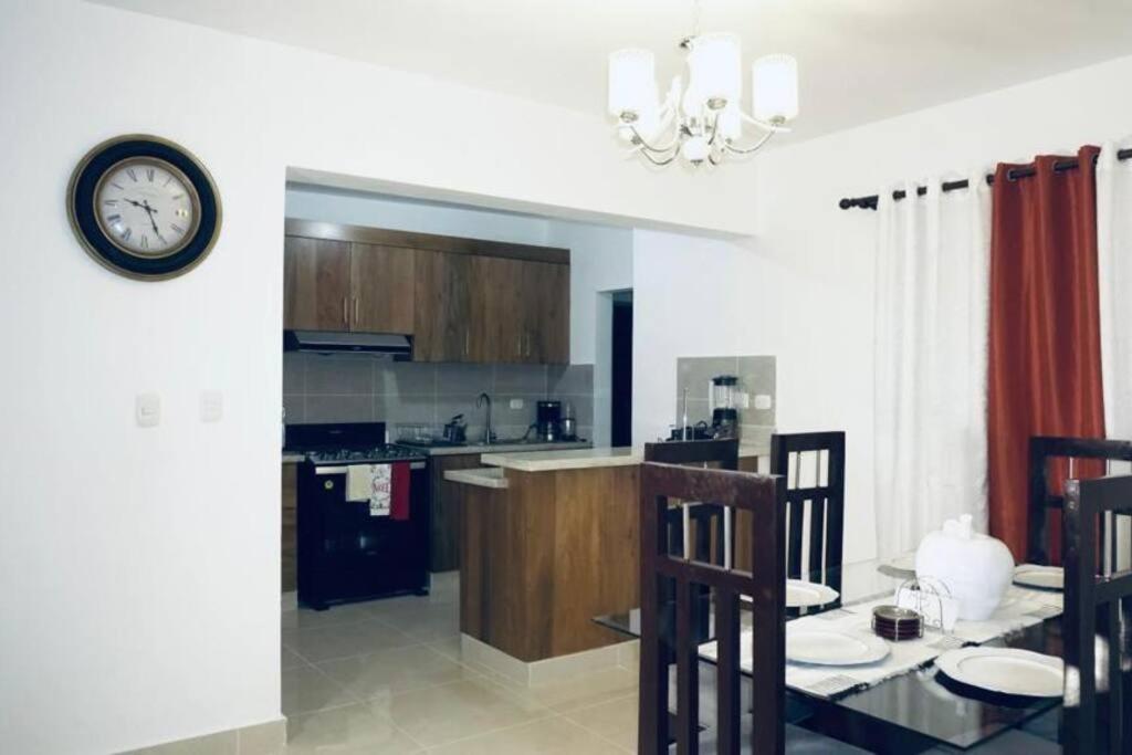 Confidence Luxurious Apartment-GARDEN TOWER-Gym Pool WIFI
