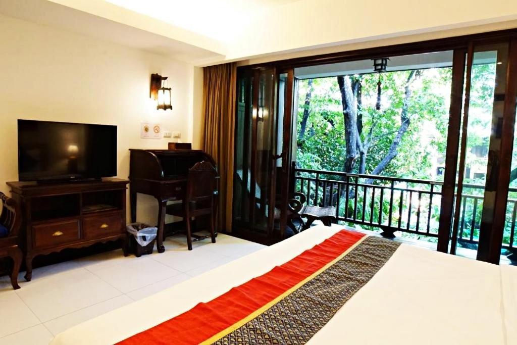 Yantarasri Resort