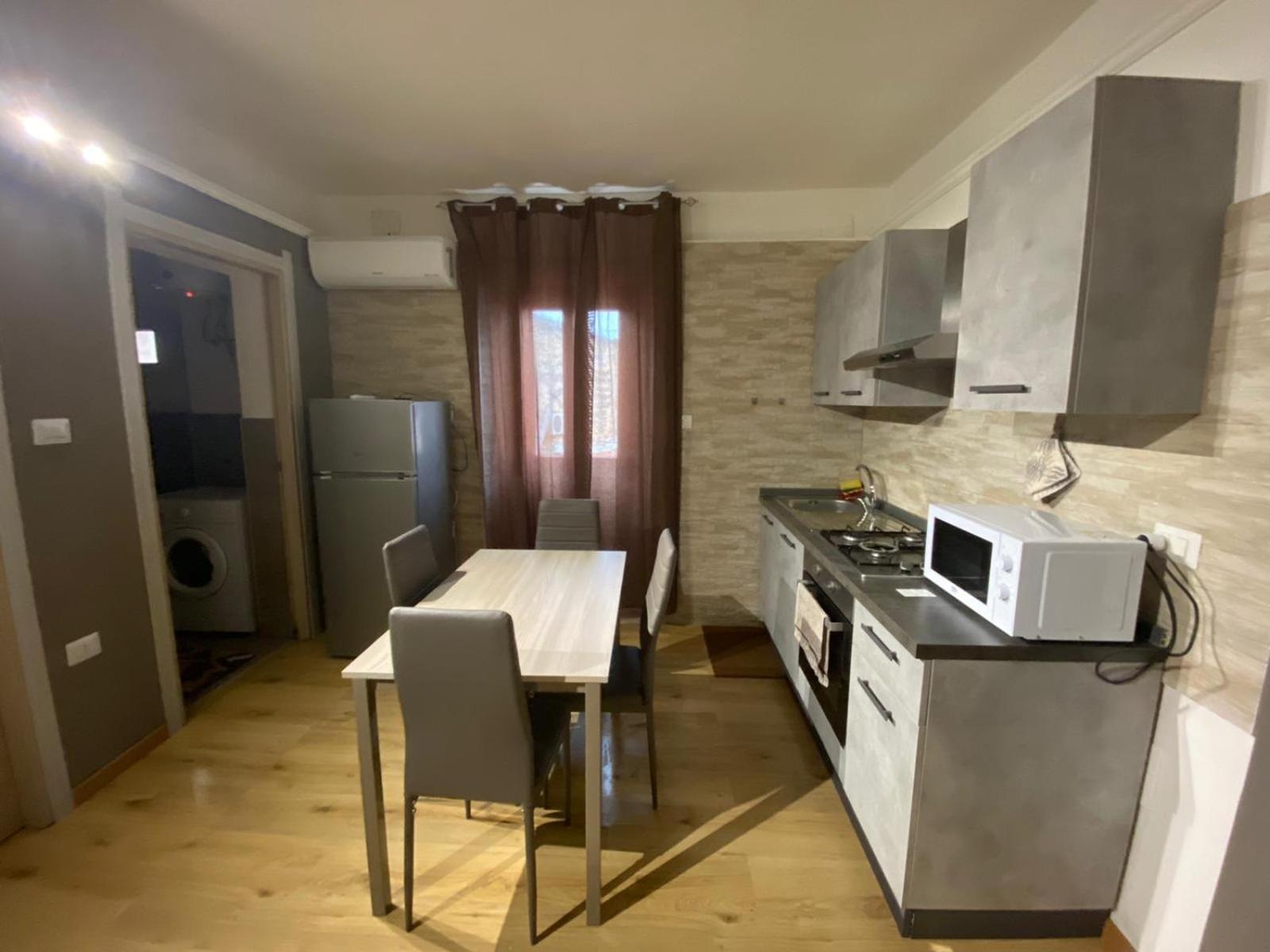 Civico 19 en Sassari — kitchen