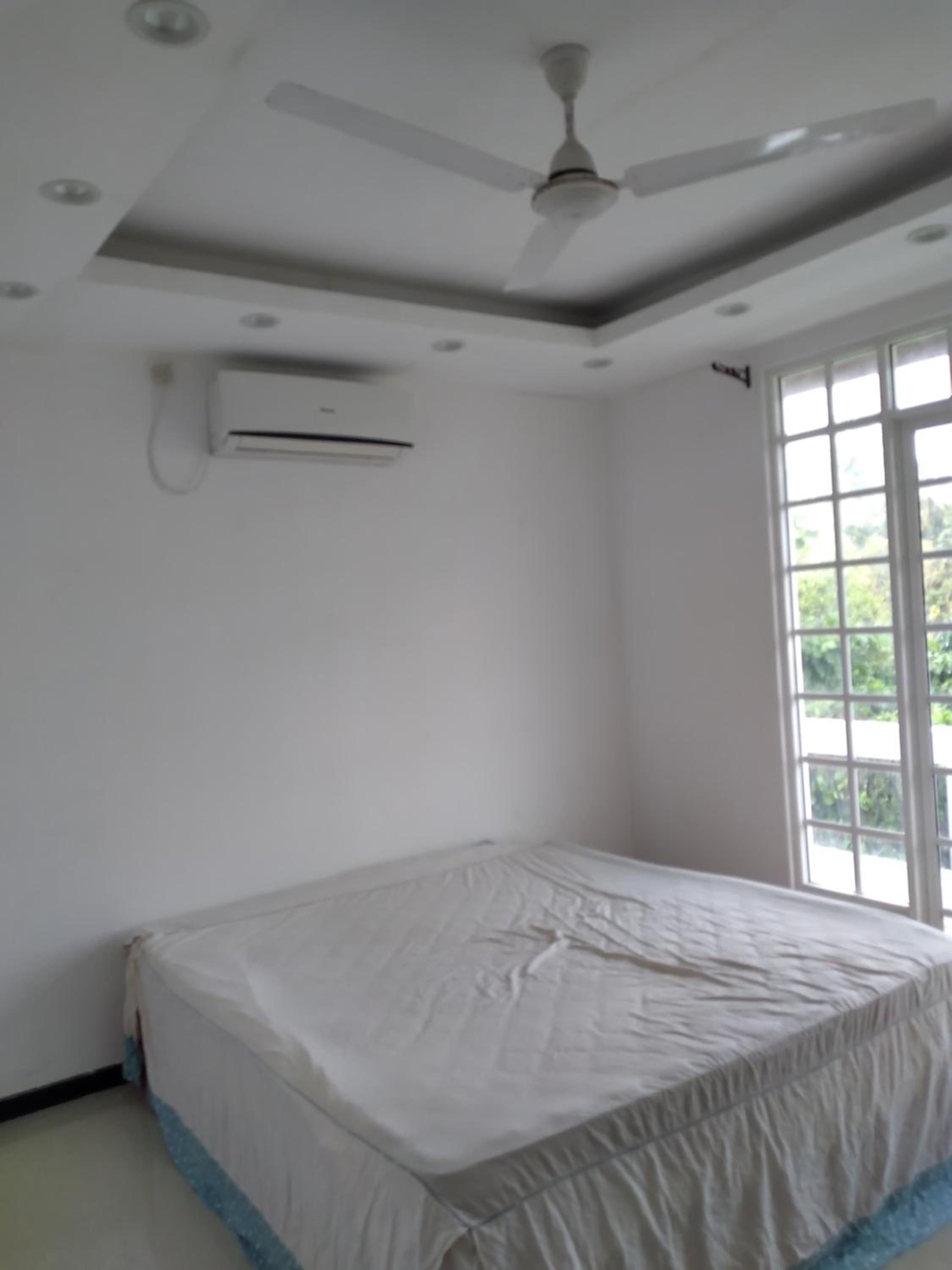 Center Point Villa Hikakduwa view 3