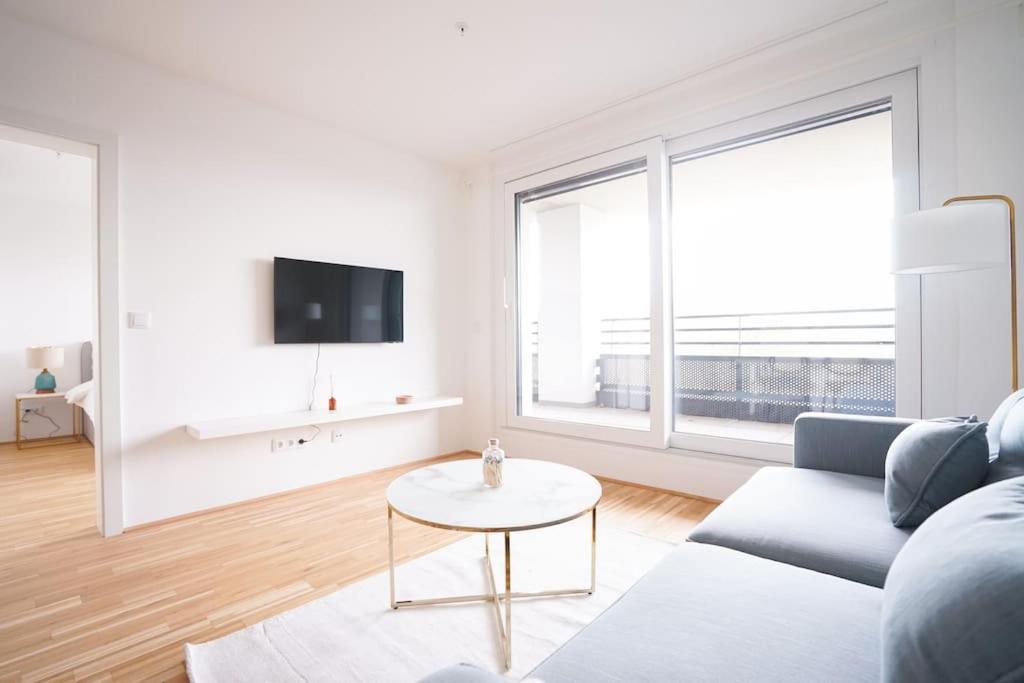 Bright & Wonderful Apartment at Oberlaa Therme