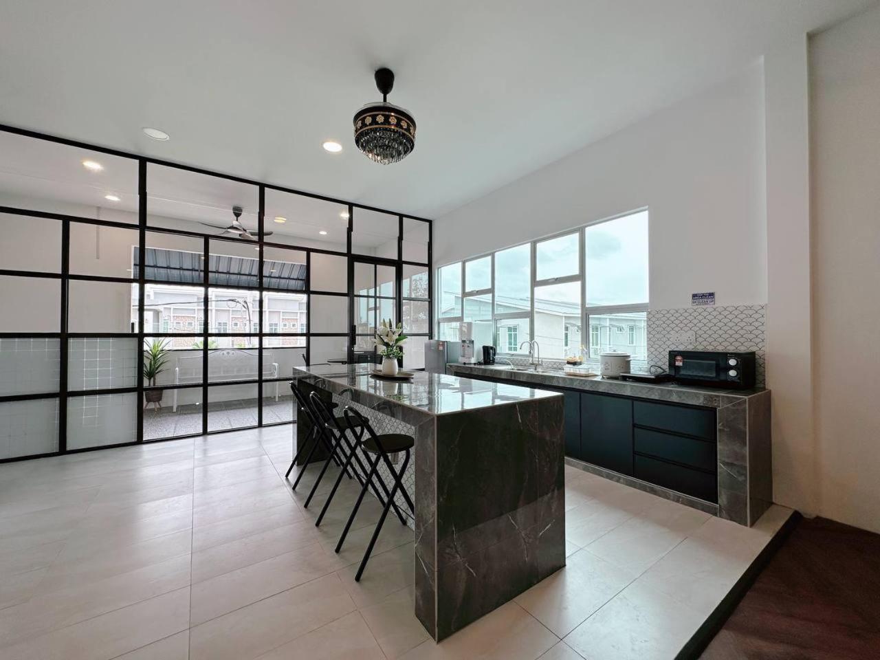 PRIVATE POOL SEALIVE Home 1 photo 2