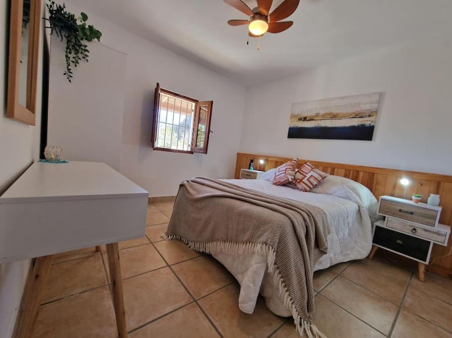 Casa Caballo a private cottage in Lubrin