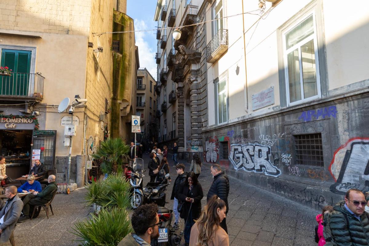 Palazzo del Principe San Severo 3 bedrooms & Terrace!