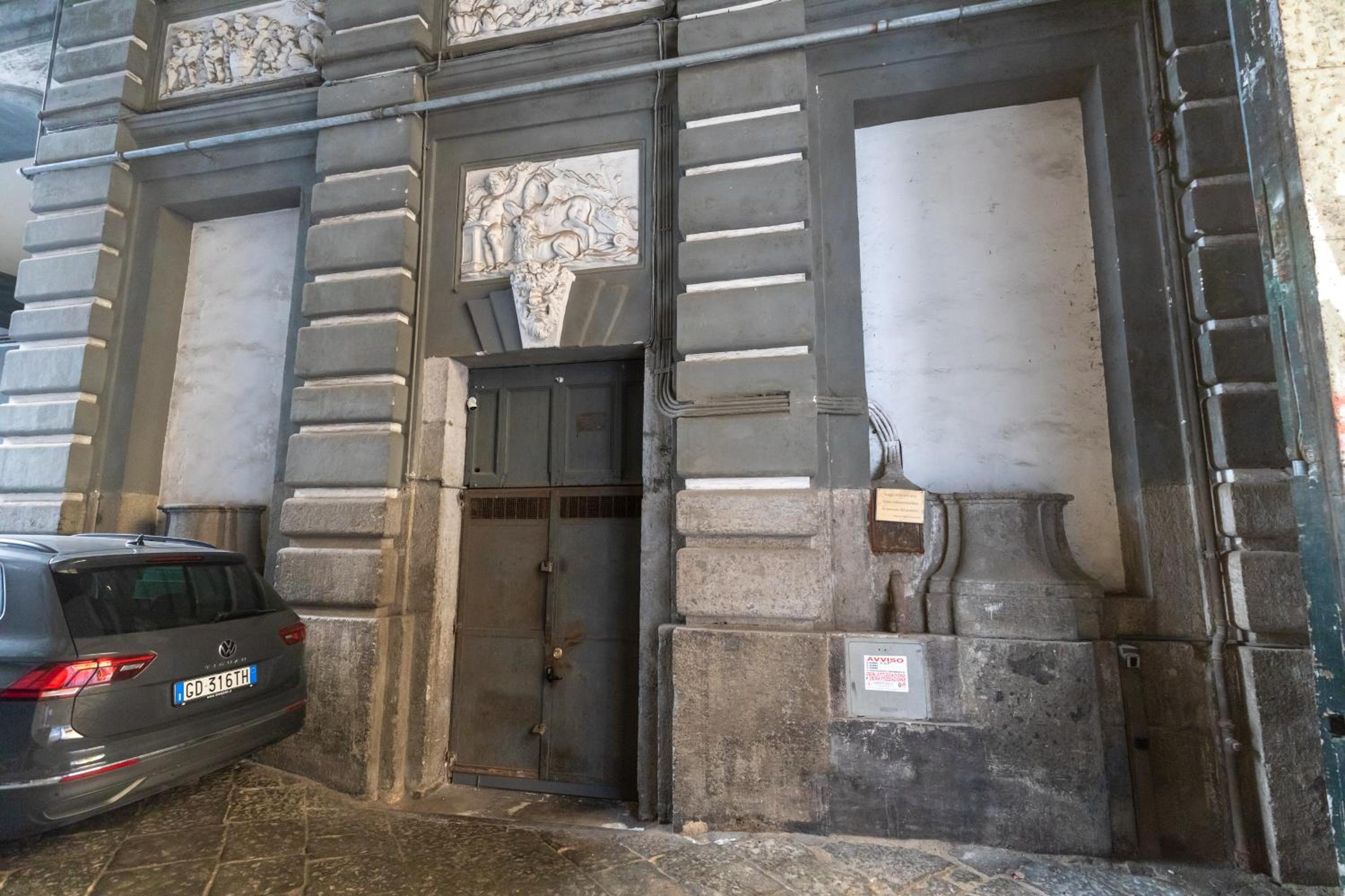 Palazzo del Principe San Severo 3 bedrooms & Terrace!
