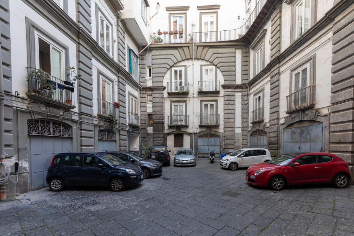 Palazzo del Principe San Severo 3 bedrooms & Terrace!