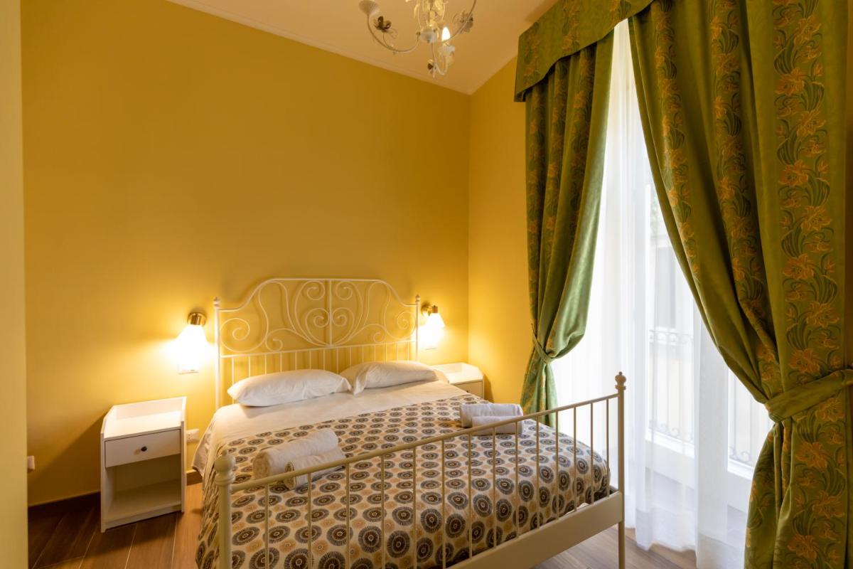 Palazzo del Principe San Severo 3 bedrooms & Terrace!