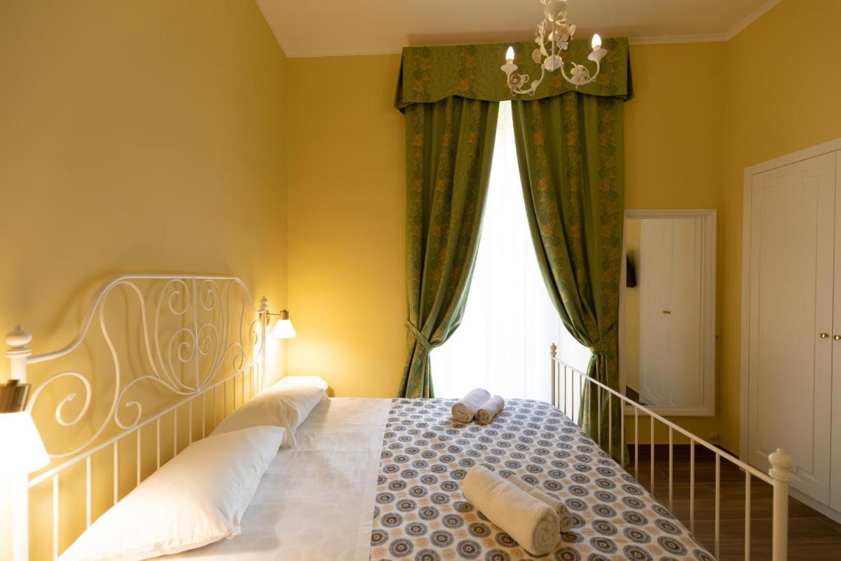 Palazzo del Principe San Severo 3 bedrooms & Terrace!