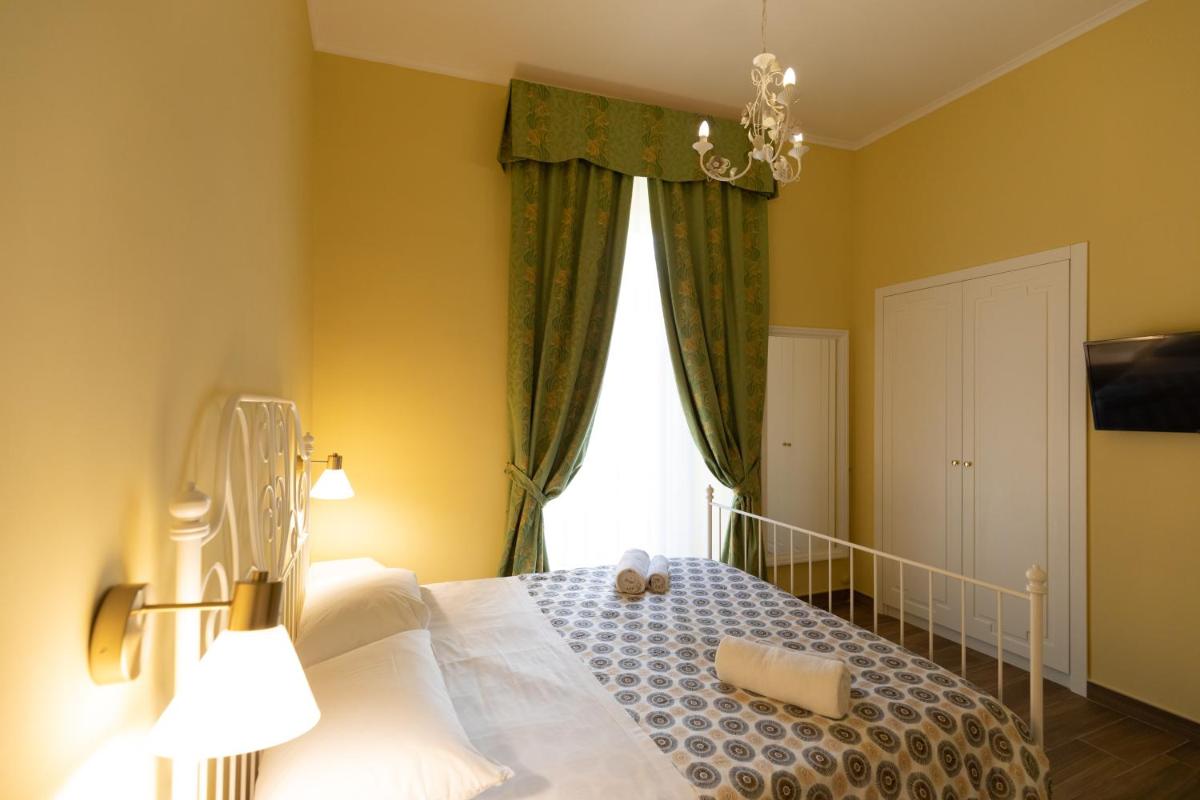 Palazzo del Principe San Severo 3 bedrooms & Terrace!
