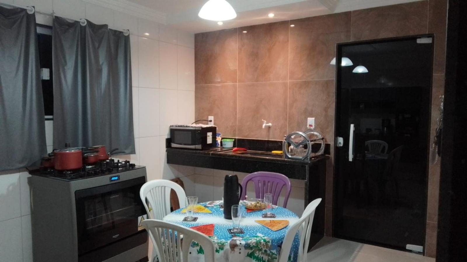 Casa e área Gourmet. Cardoso Moreira-RJ