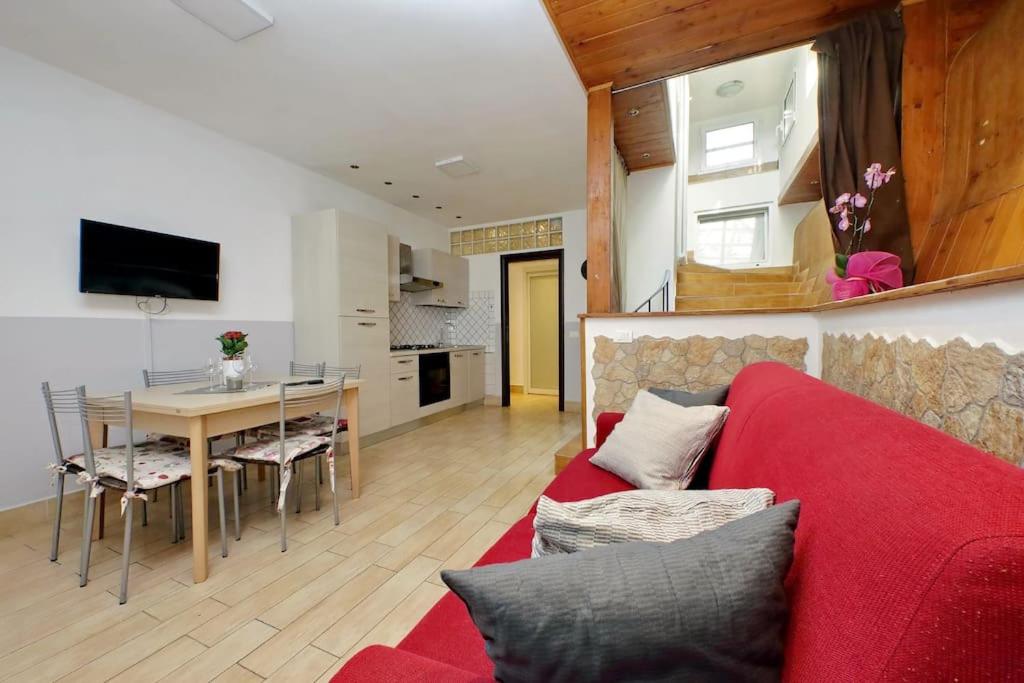 Spacious Vatican Apartments with Terrace