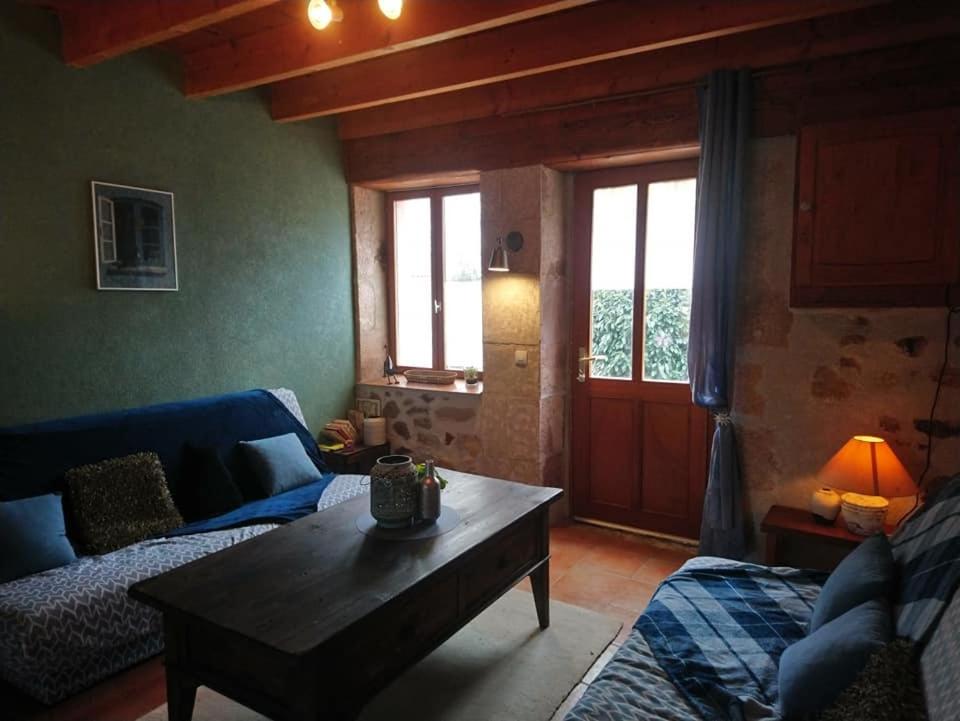 Clan Boucheron view 5
