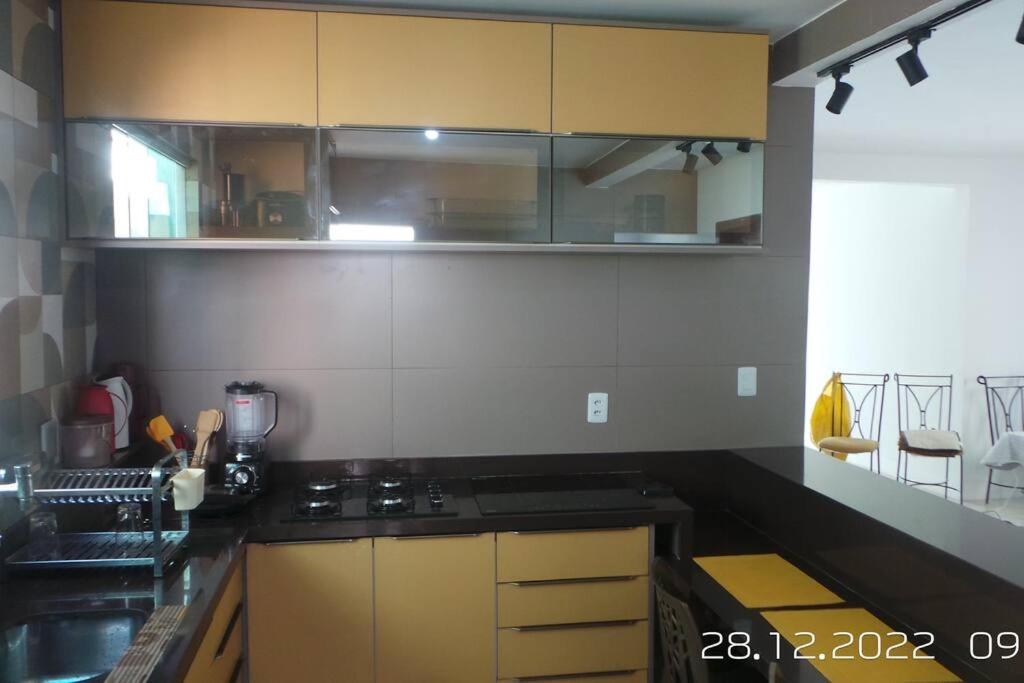 Excelente casa com Piscina