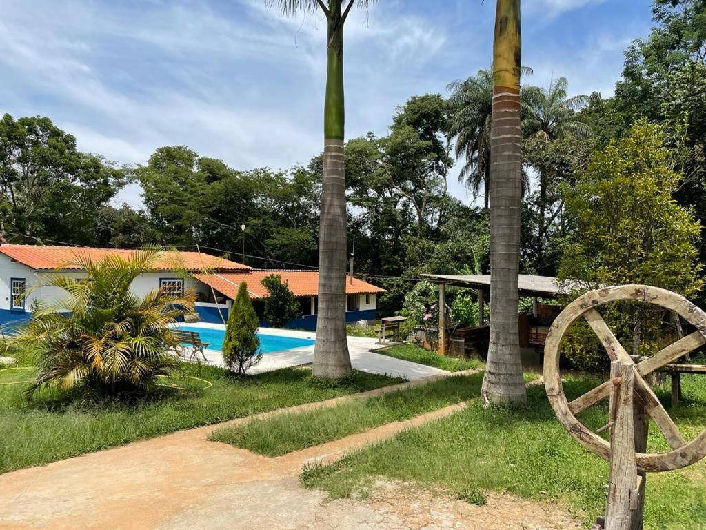 POUSO DA VALÉRIA E LUCIANO