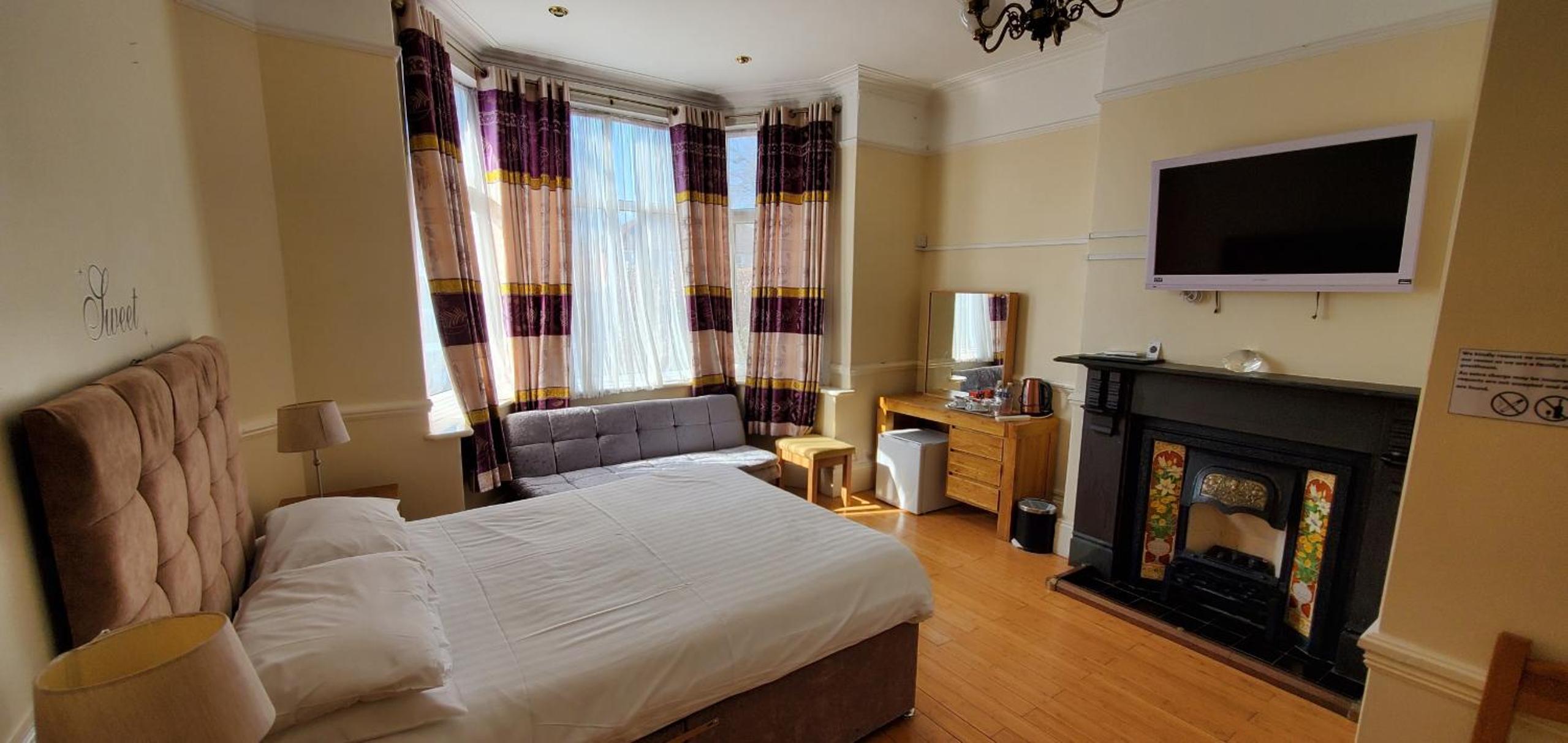 Diamonds Guest House