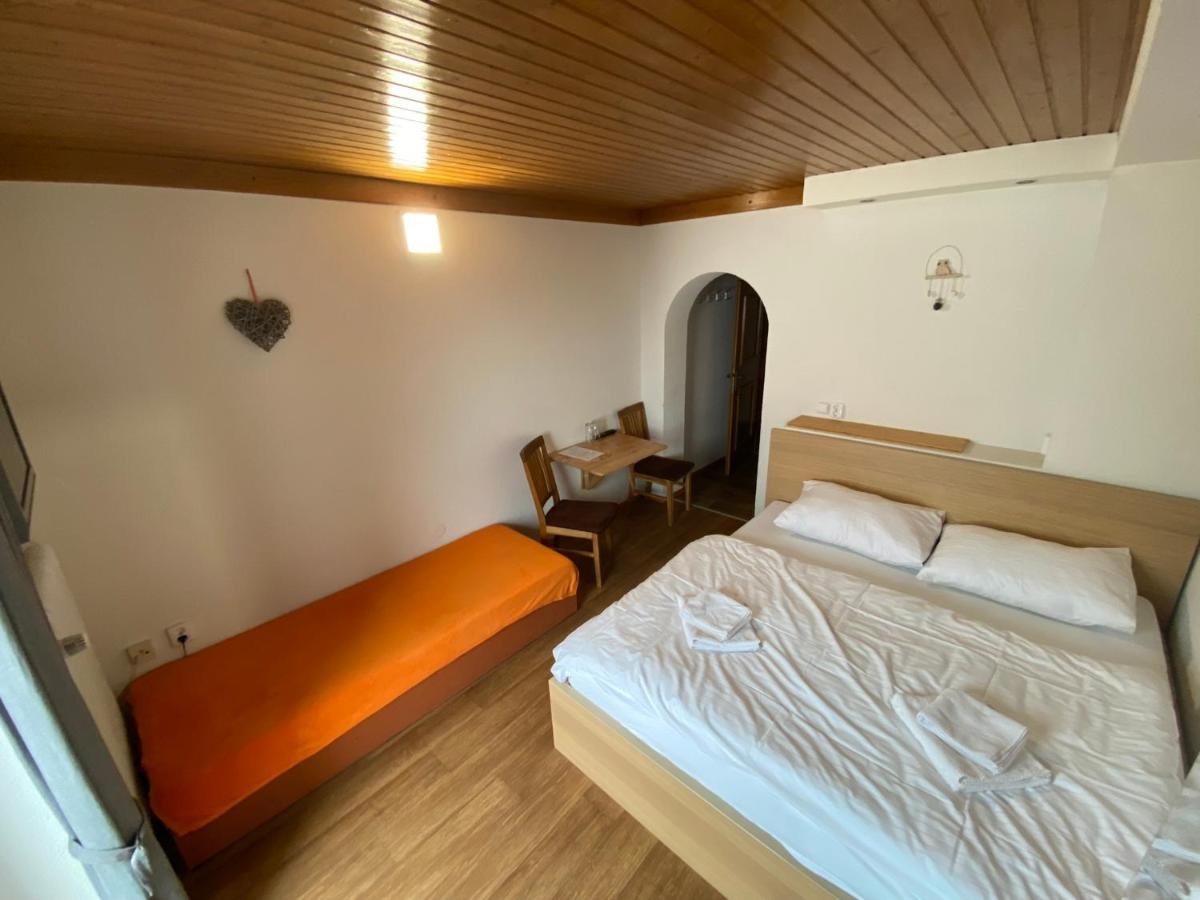 Pension Tyrol