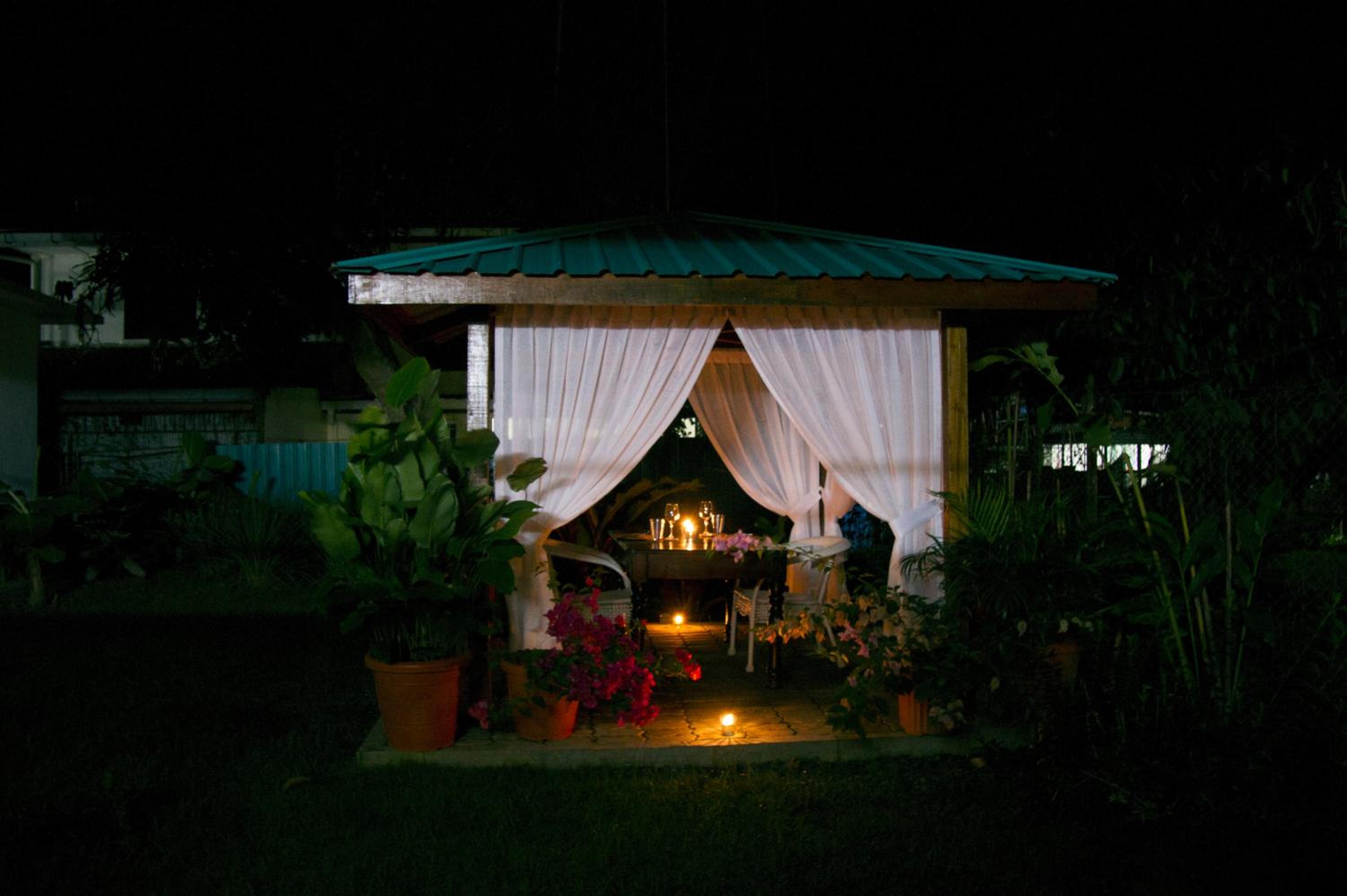 HAKS Boutique B&B with Pool & Farm-to-Table Dining