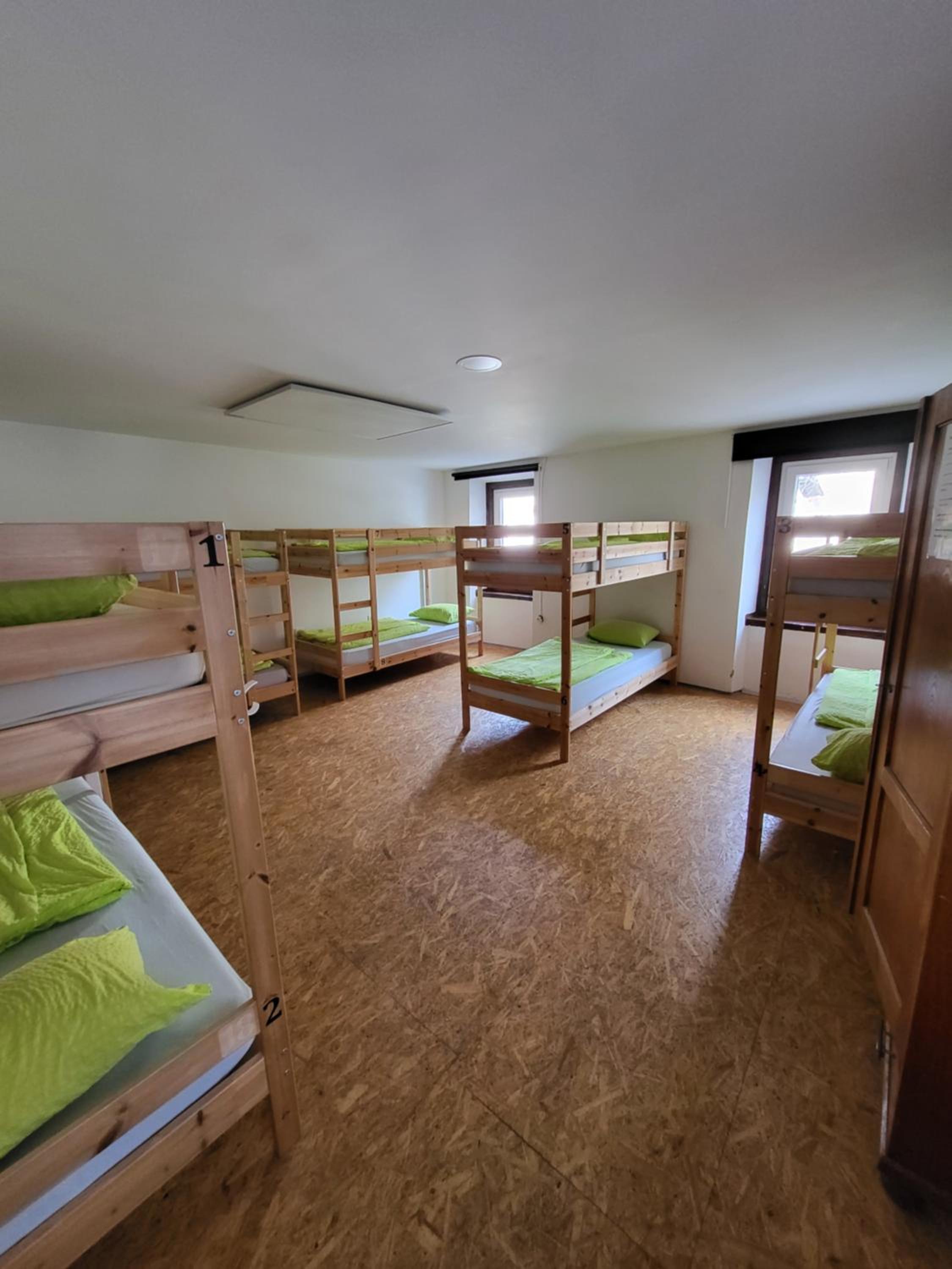 Photo 18
