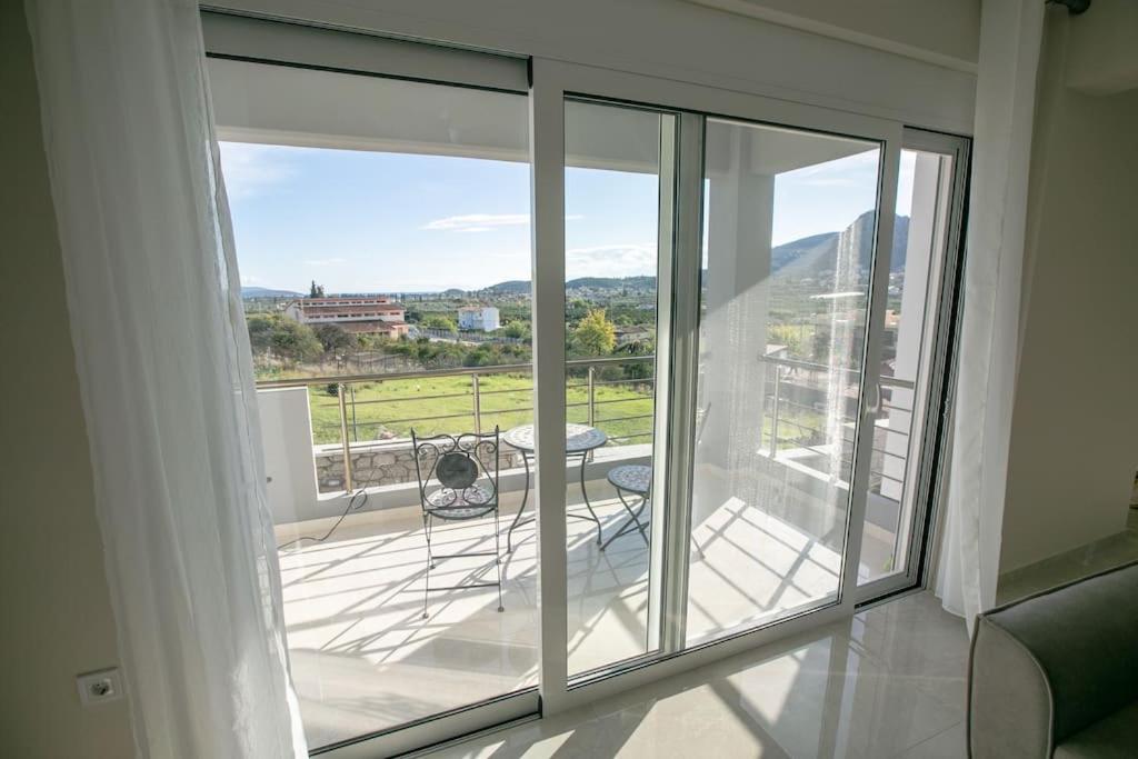 Over the horizon 3 bedroom apartment view 5