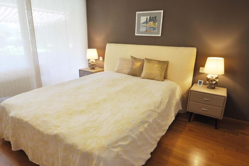 Ferienwohnung am See mit Pool und Sauna