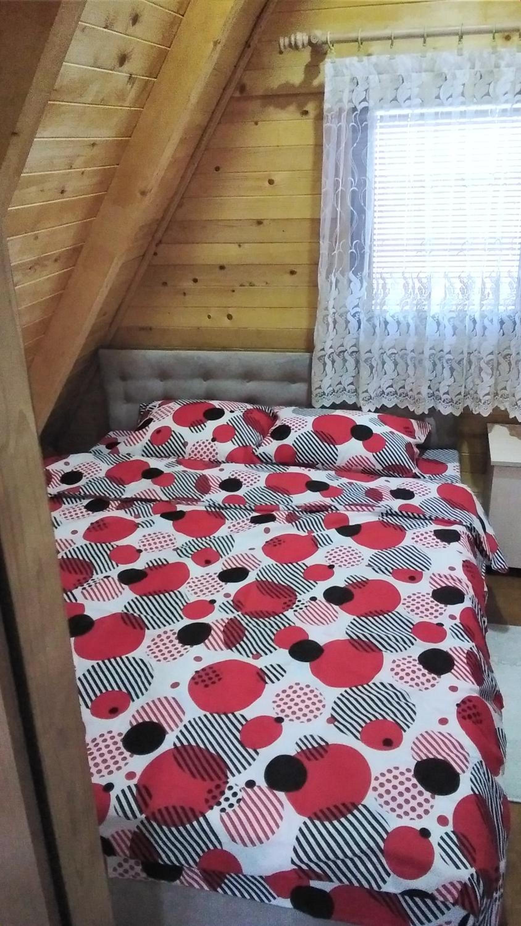 ROMANIJA - Brvnara za odmor