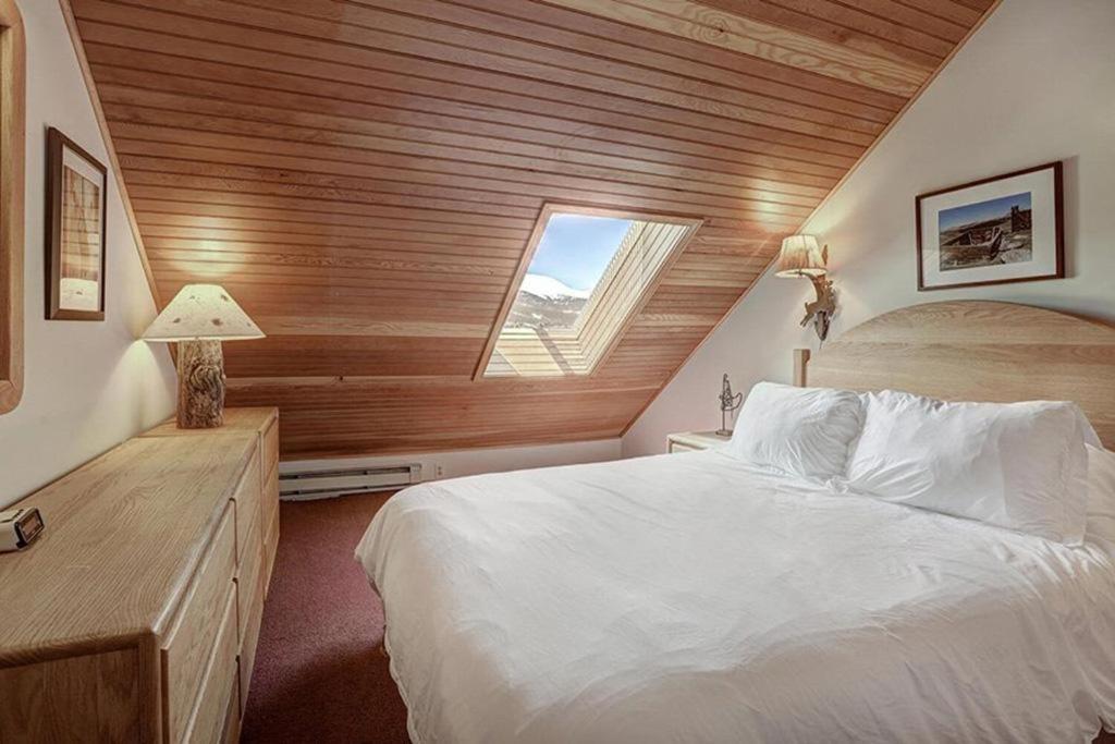 Sunrise Ridge 437
